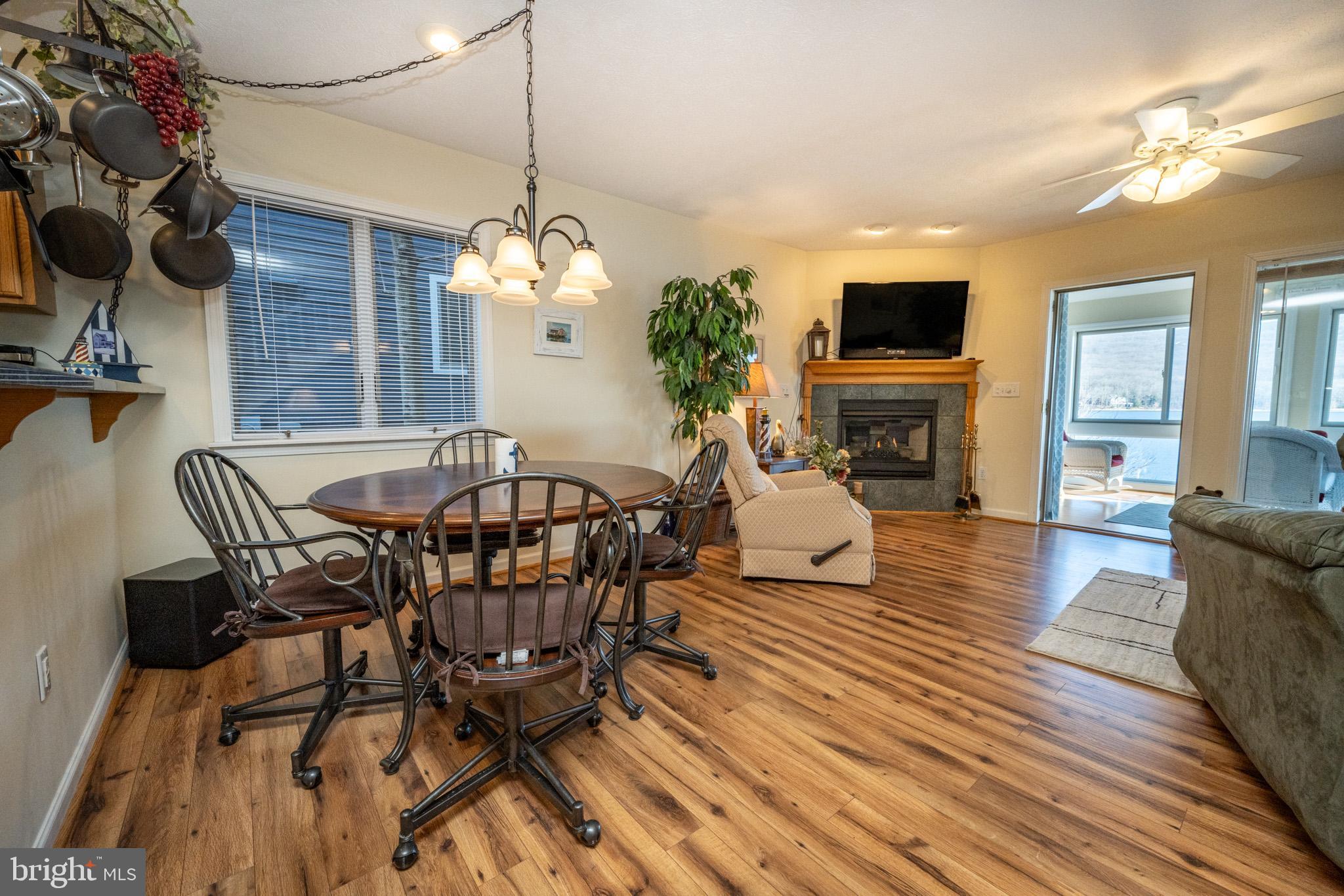 DEEP CREEK LAKE - Residential