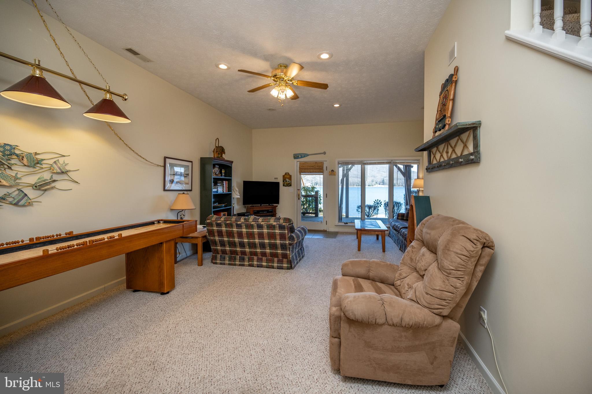 DEEP CREEK LAKE - Residential