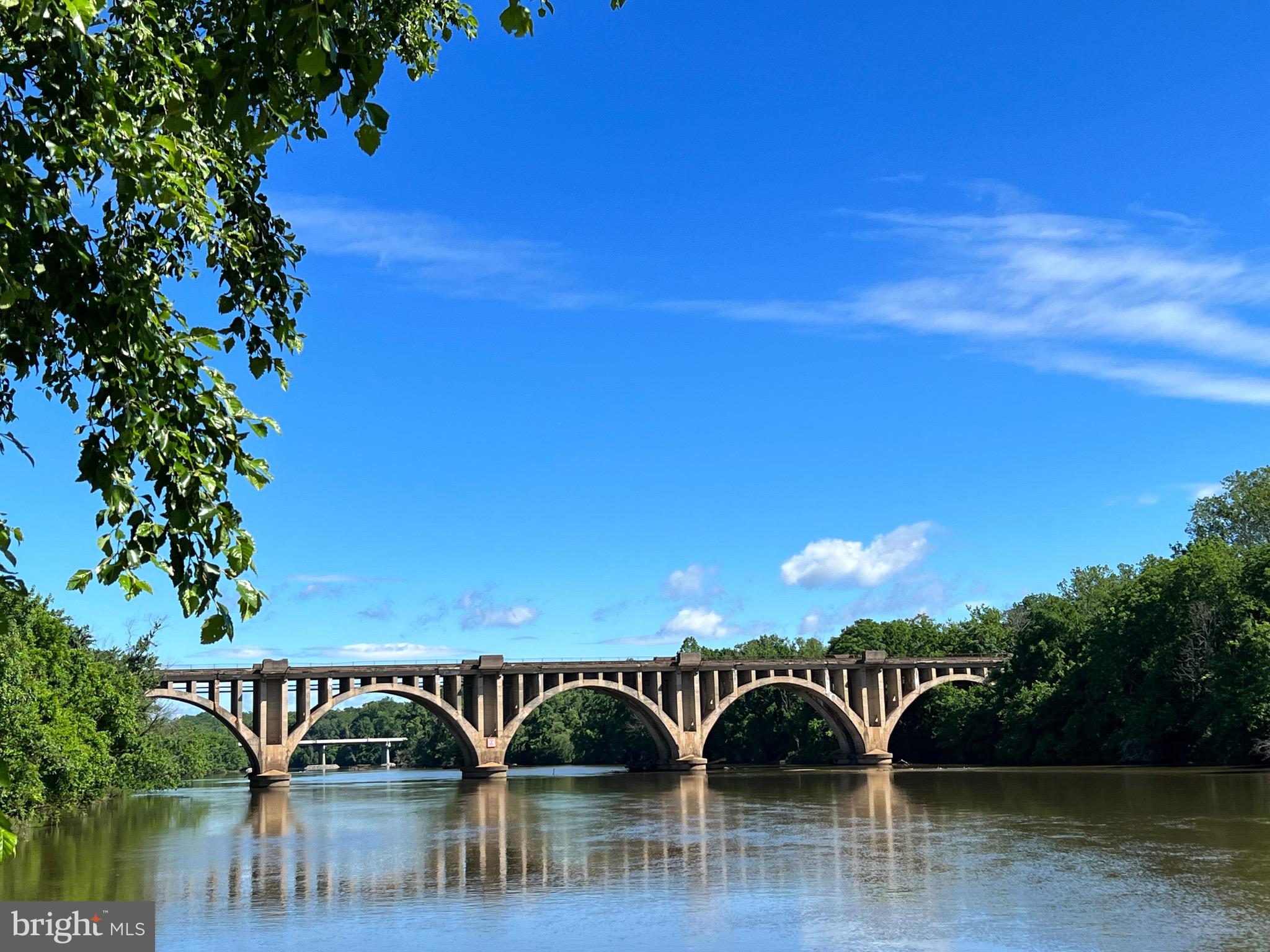 LEE'S HILL SOUTH - Residential