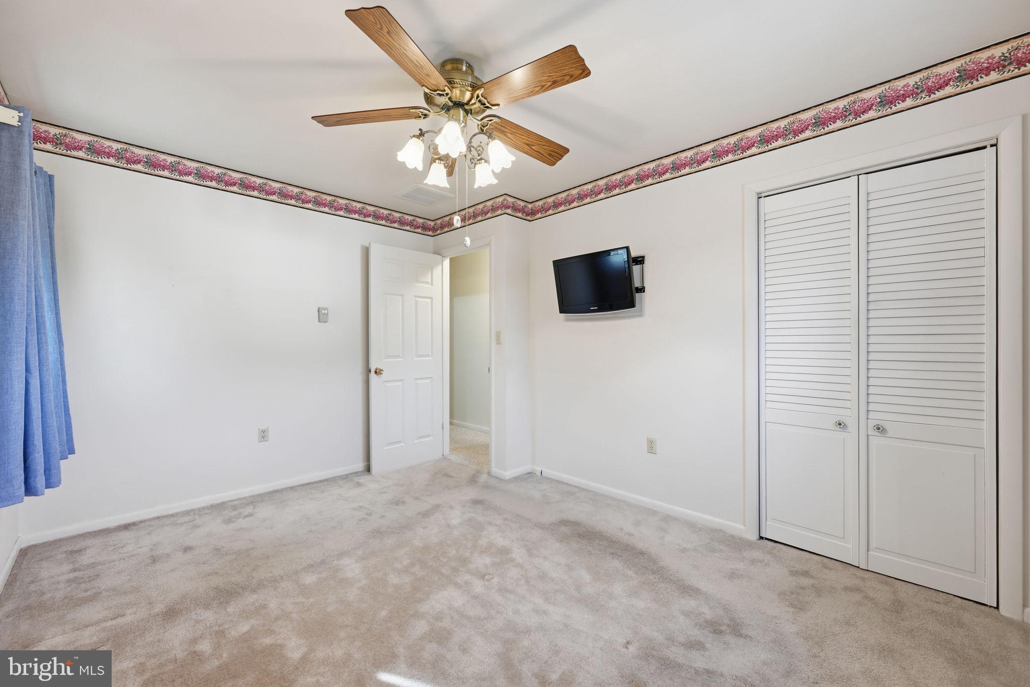 UNIONTOWN - Residential