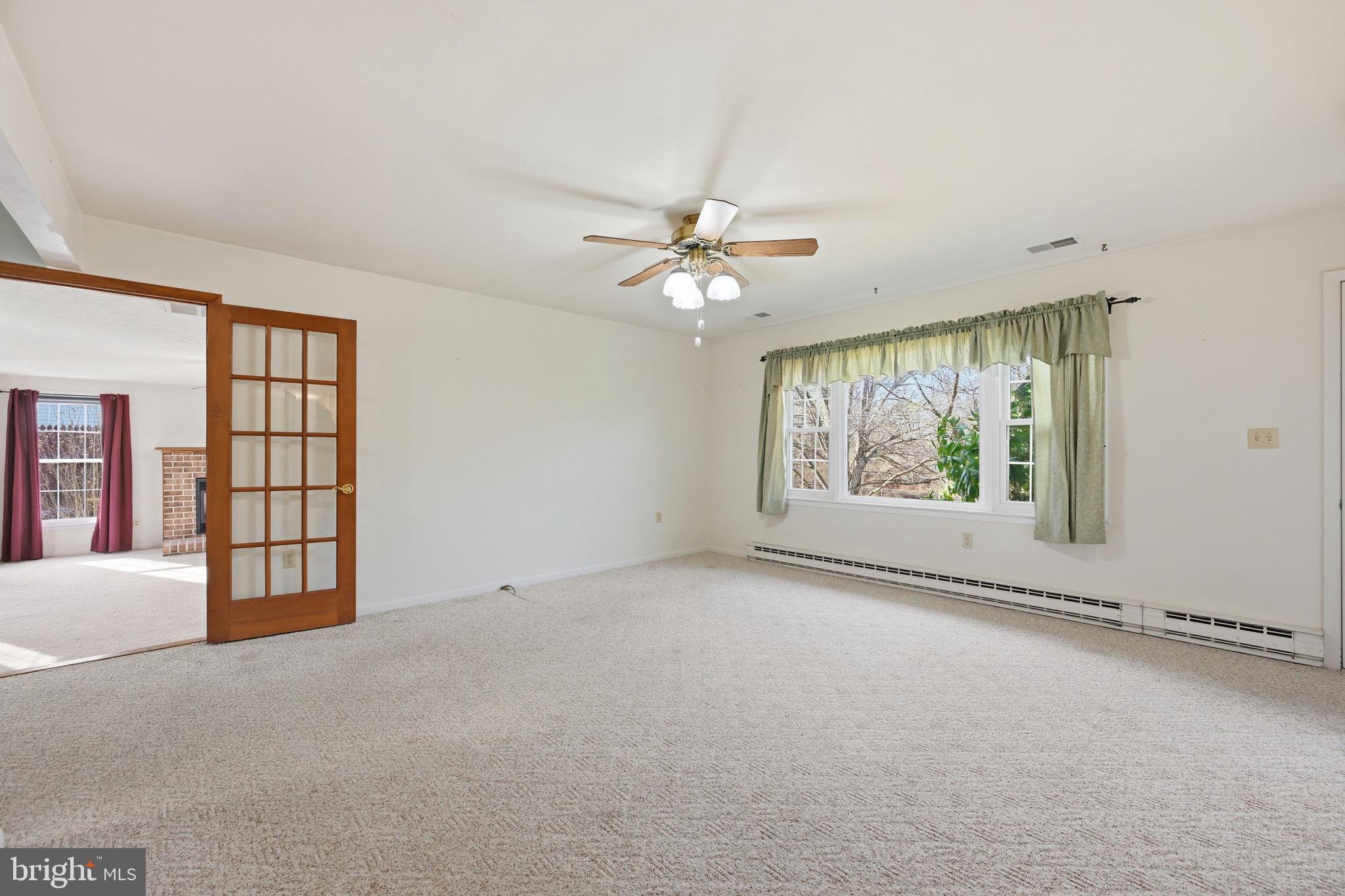 UNIONTOWN - Residential