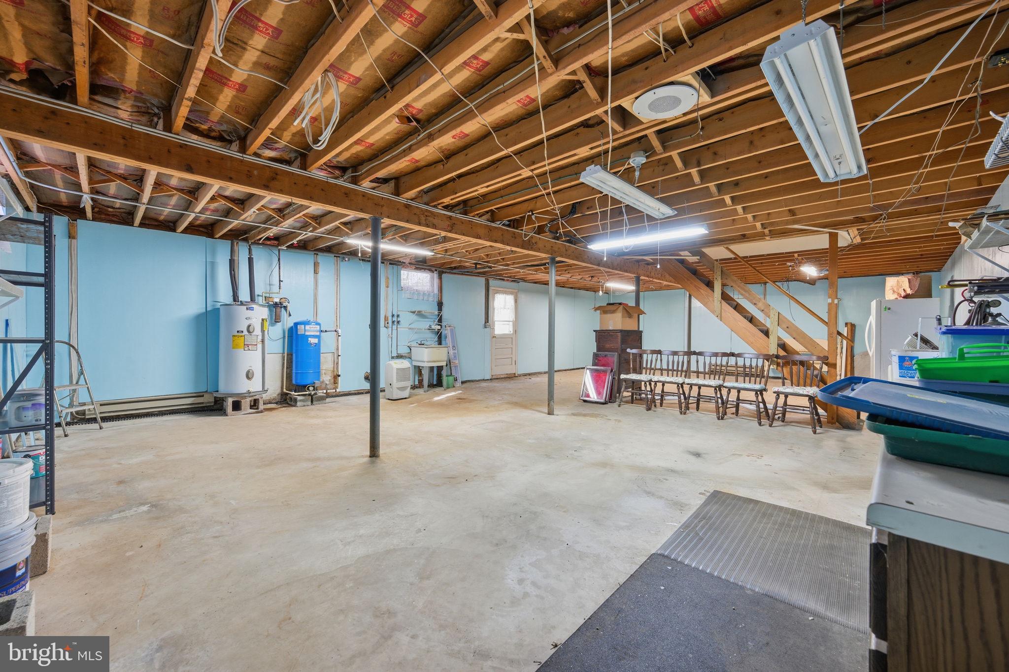 UNIONTOWN - Residential