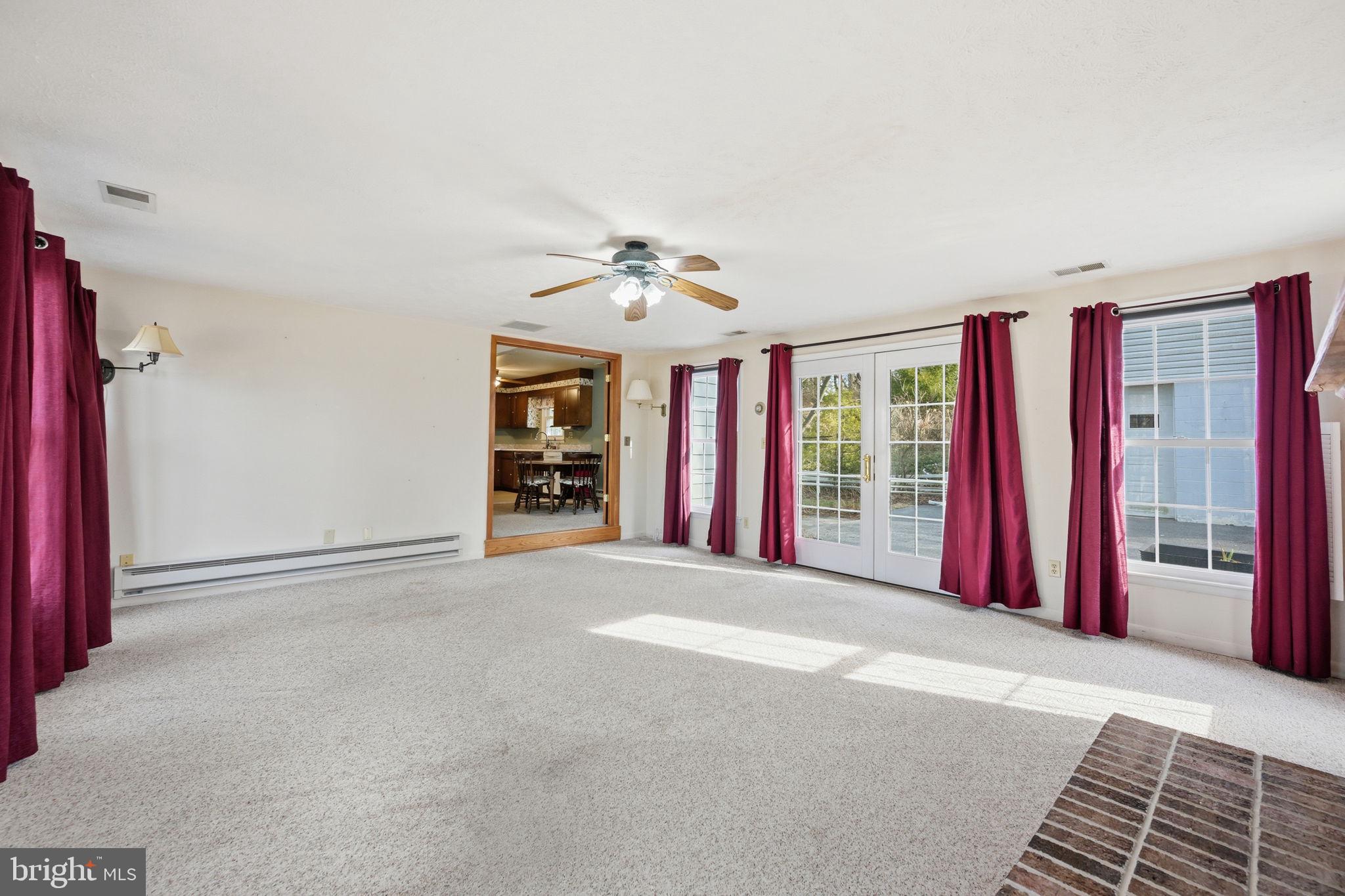 UNIONTOWN - Residential