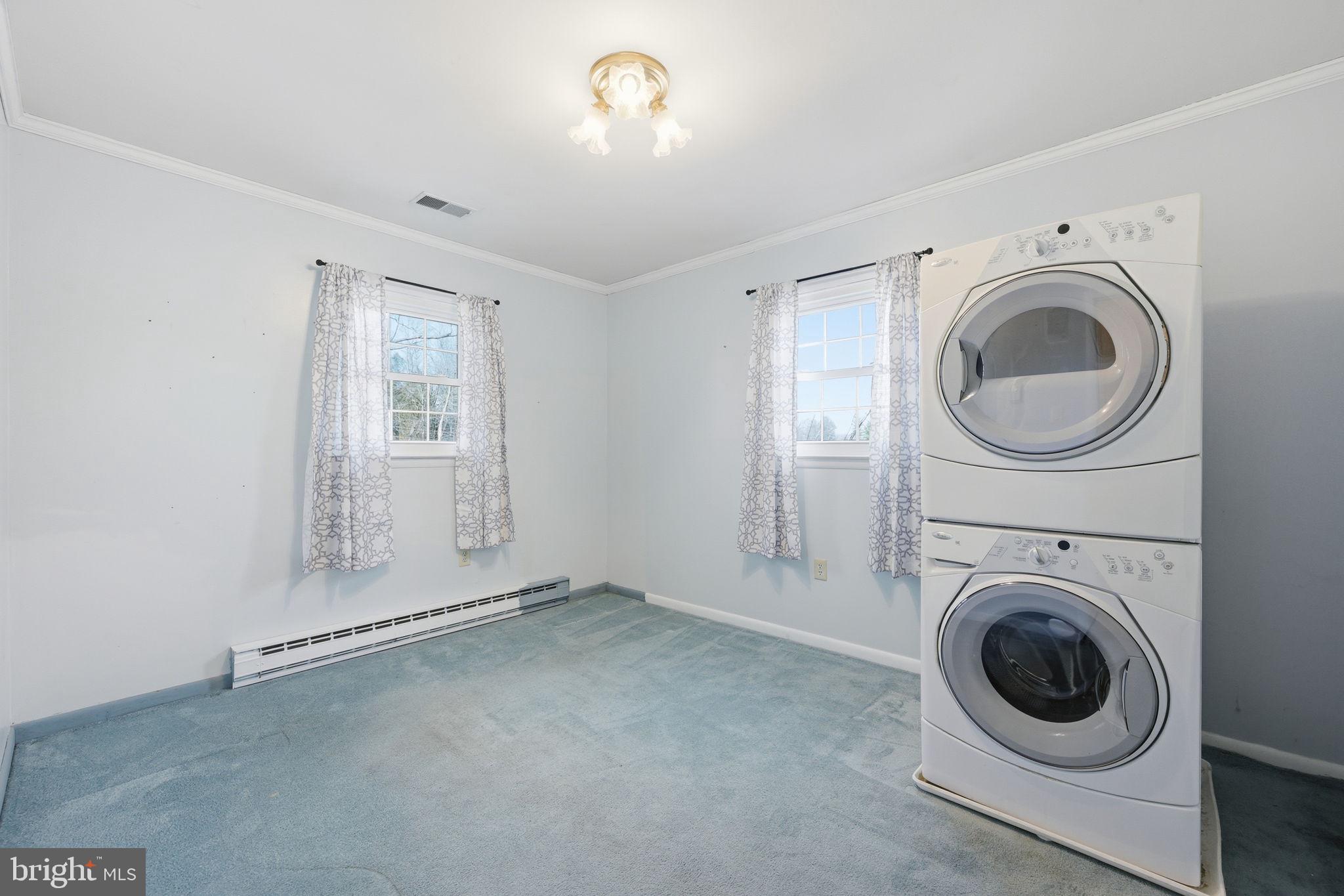 UNIONTOWN - Residential