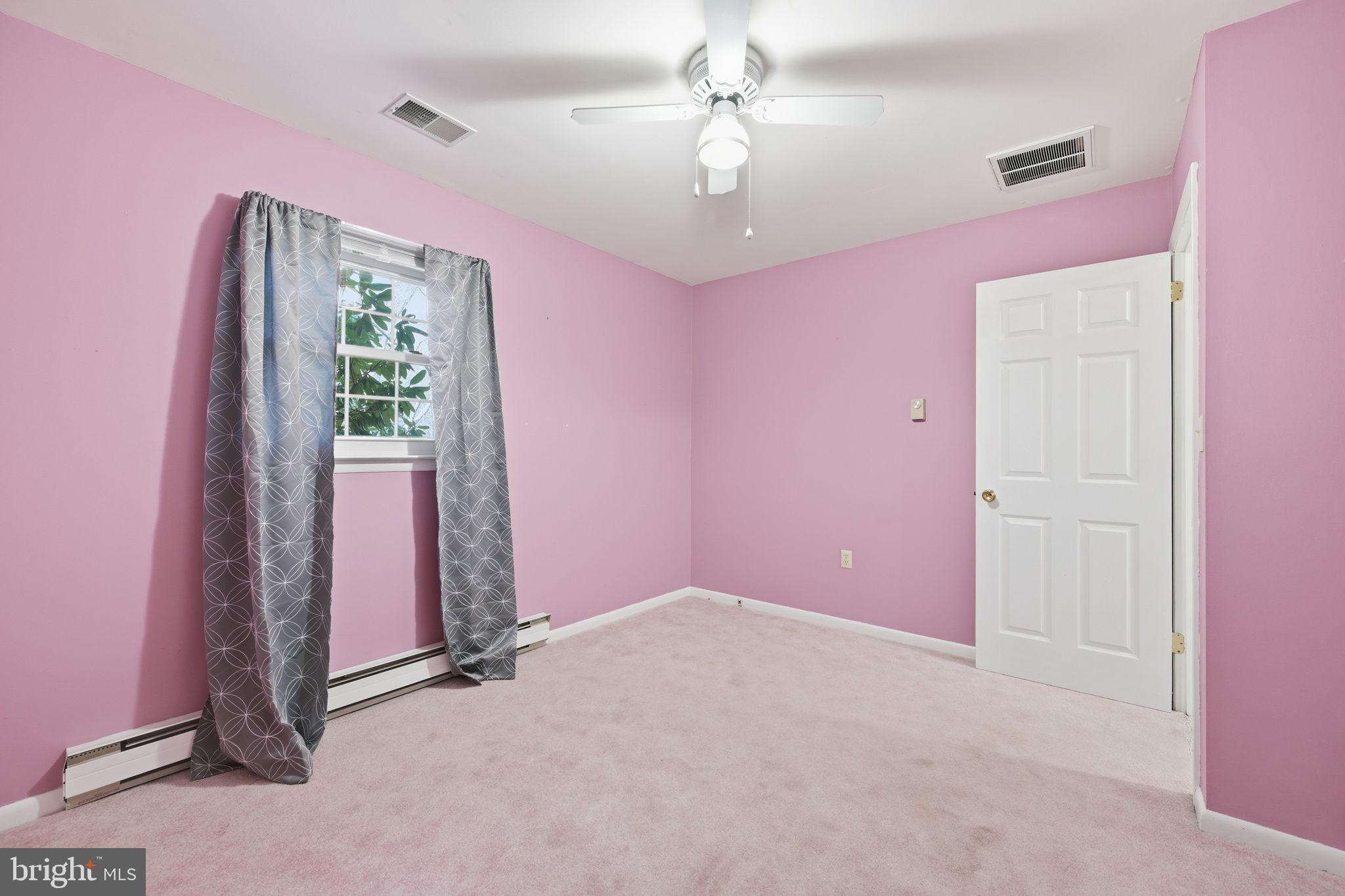 UNIONTOWN - Residential