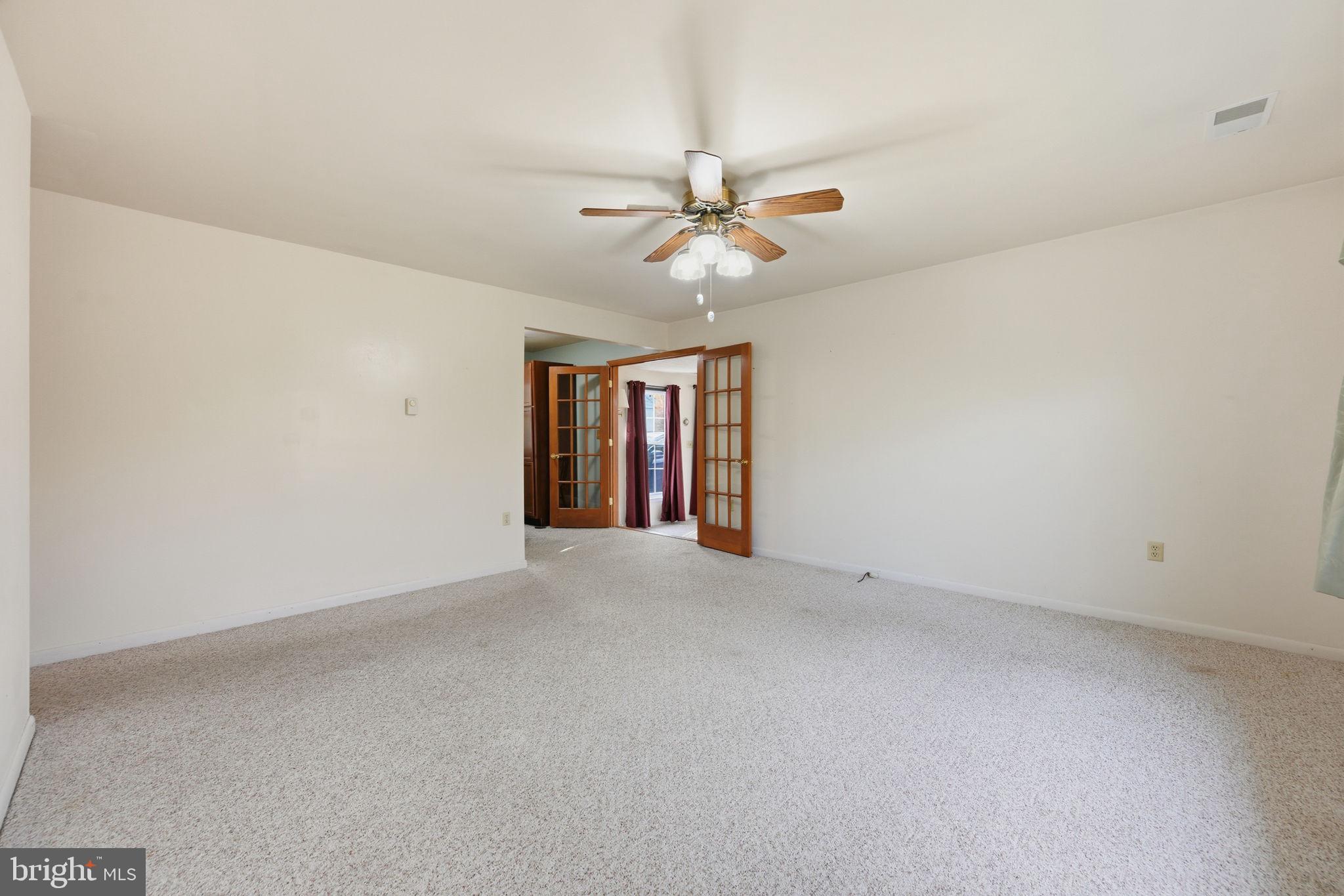 UNIONTOWN - Residential