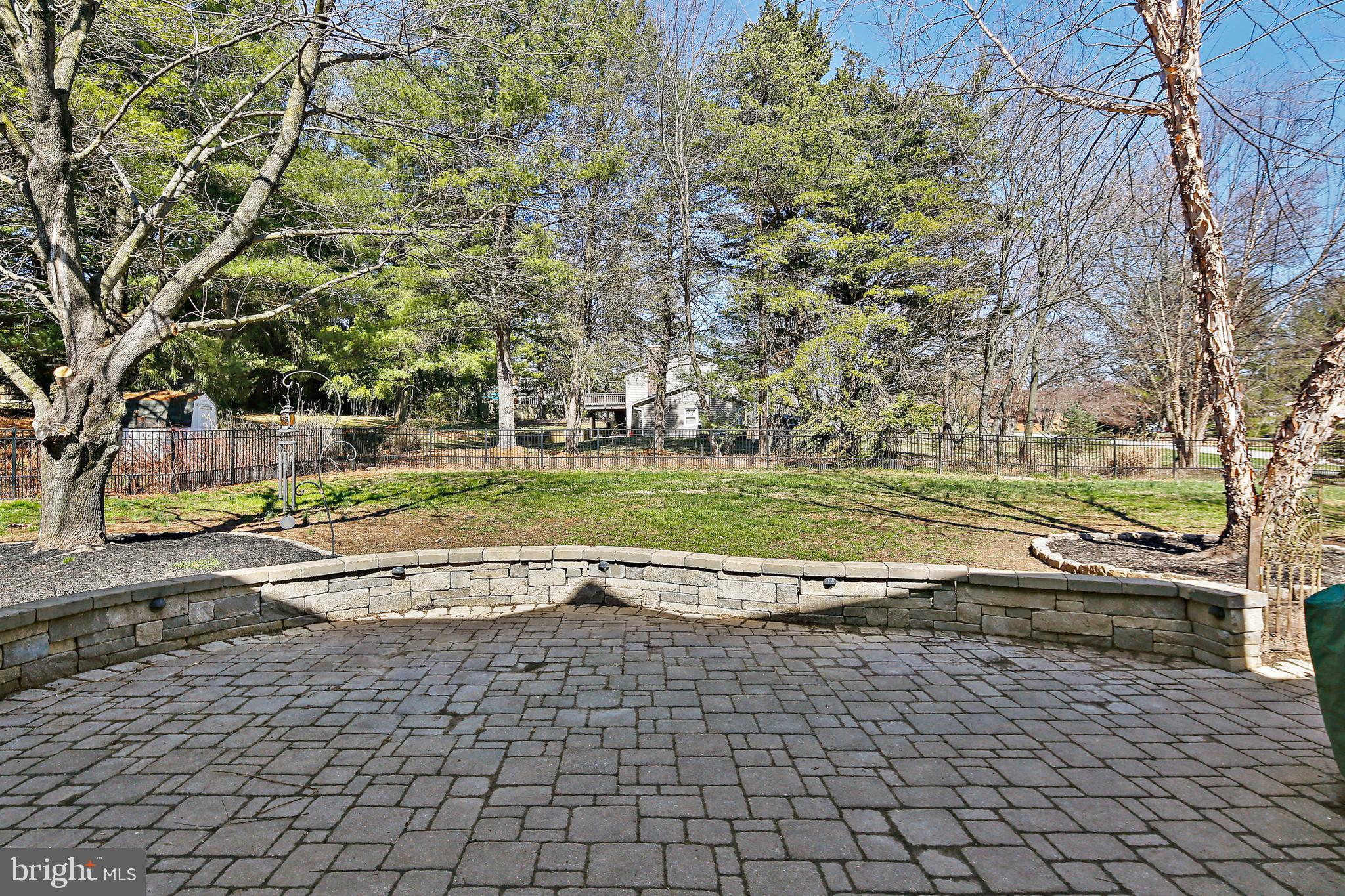 VALLEY HILLS - Residential