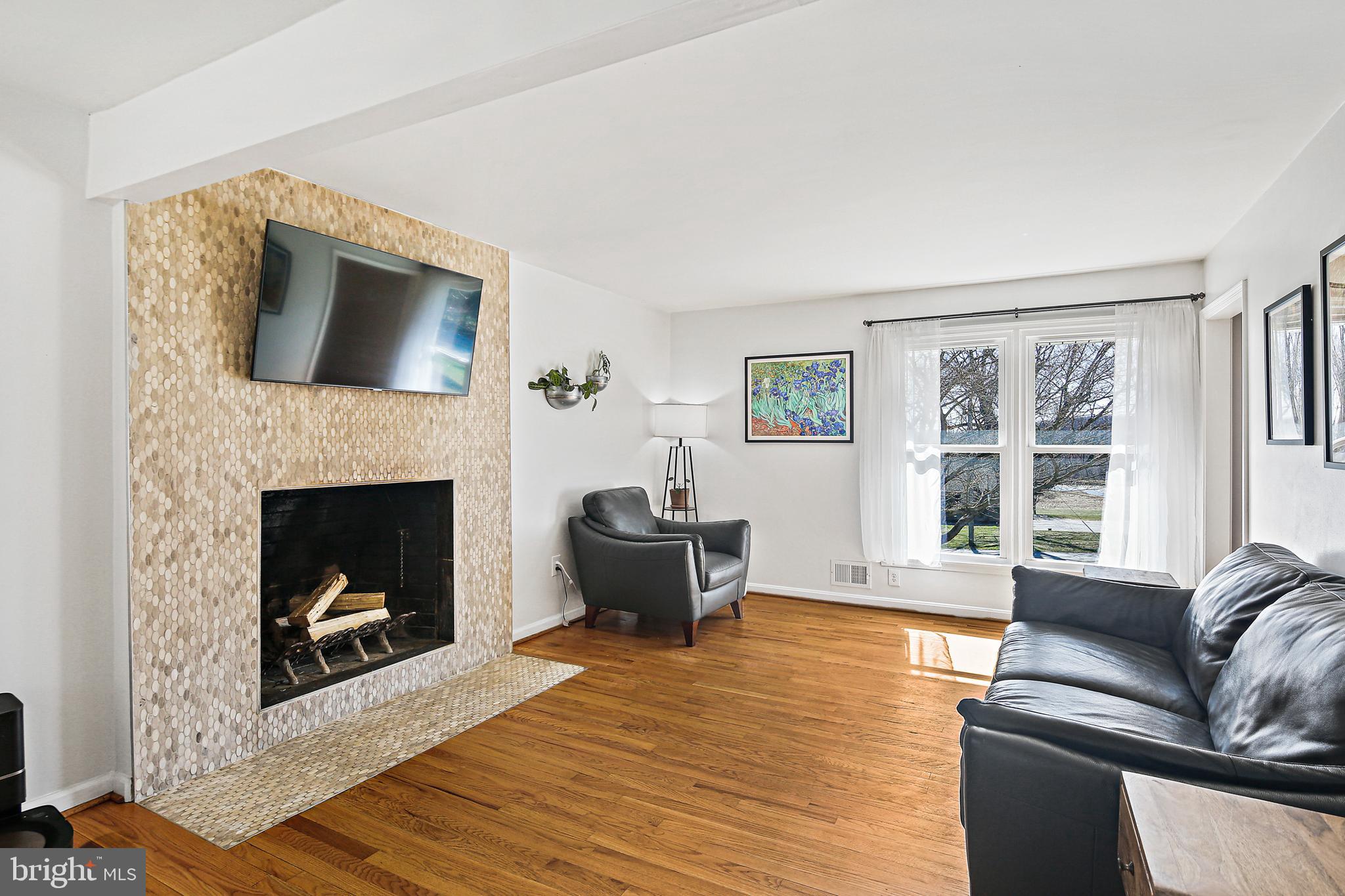 VALLEY HILLS - Residential