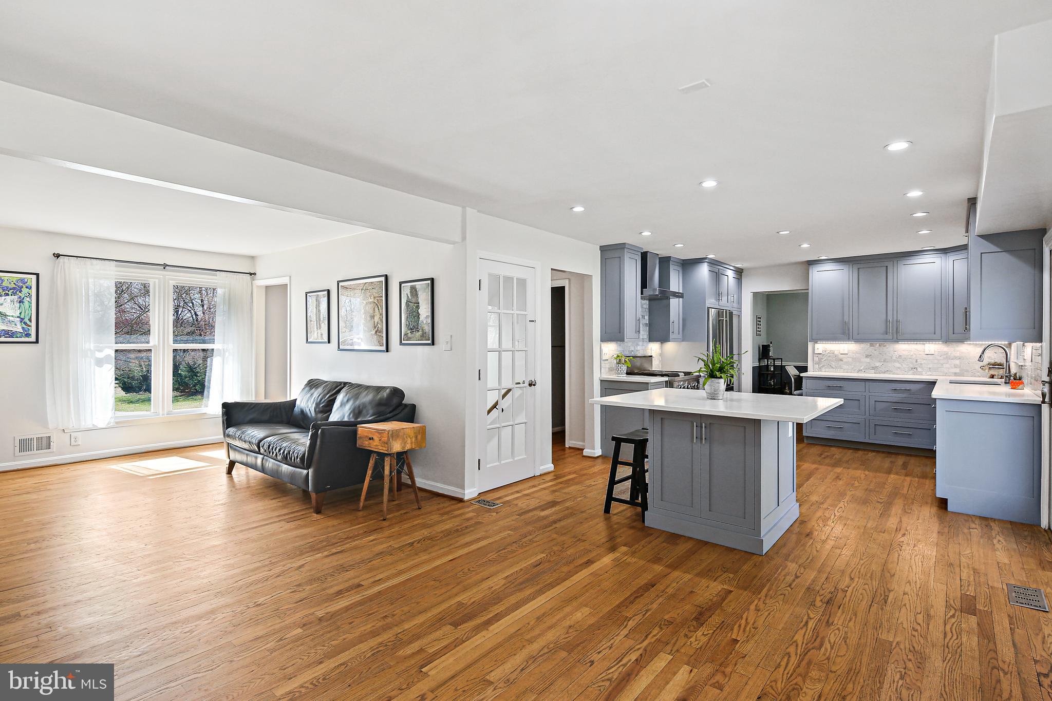 VALLEY HILLS - Residential