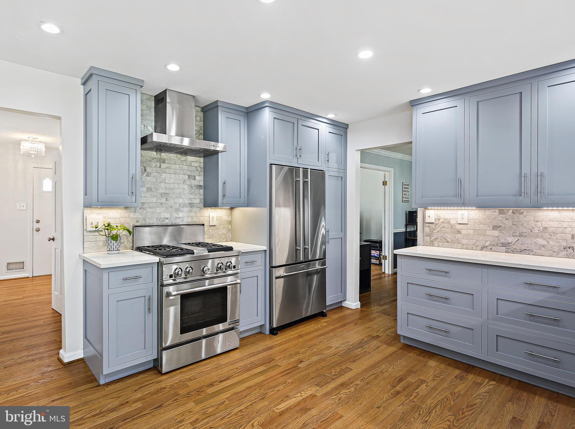 VALLEY HILLS - Residential