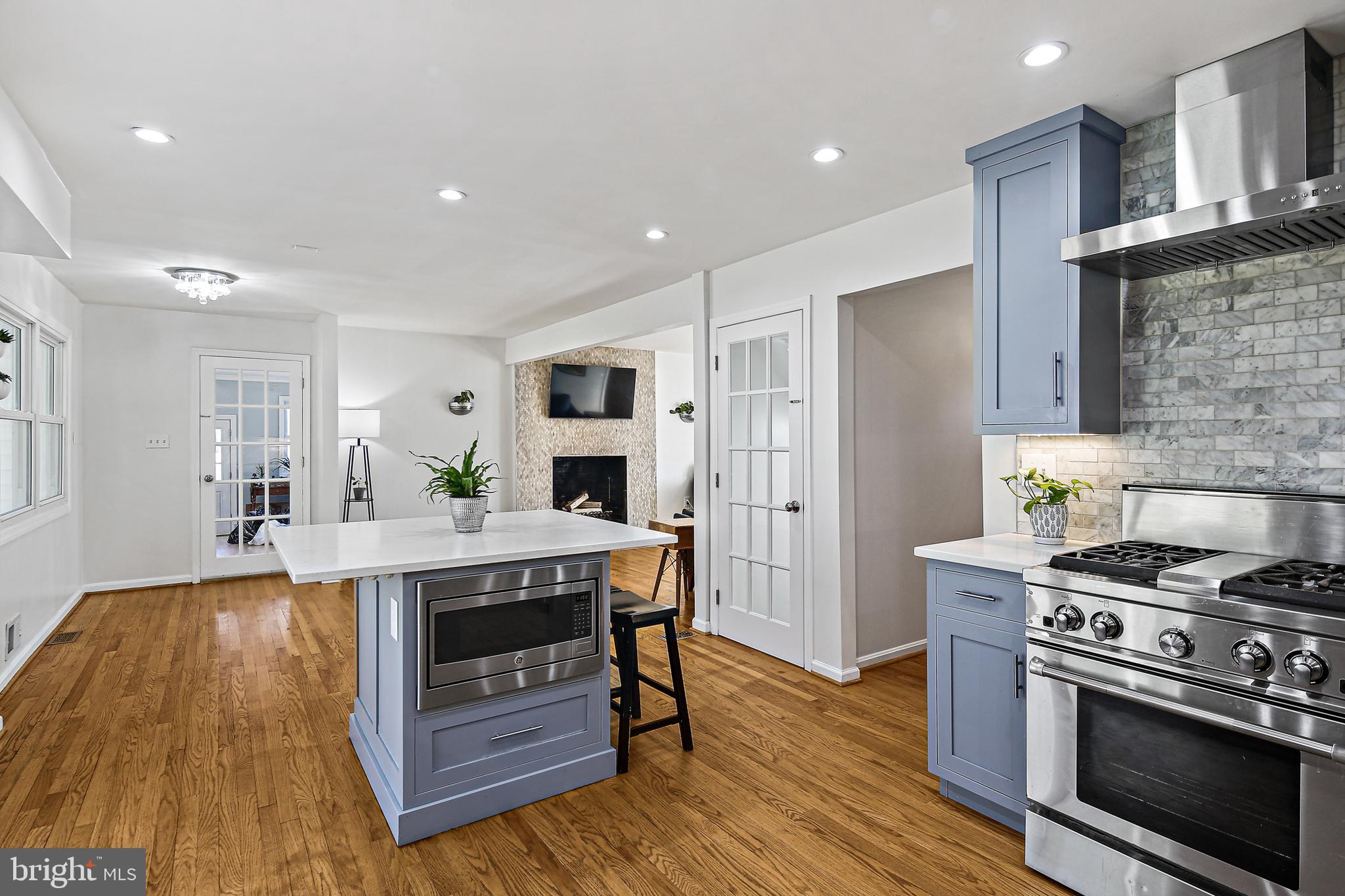 VALLEY HILLS - Residential