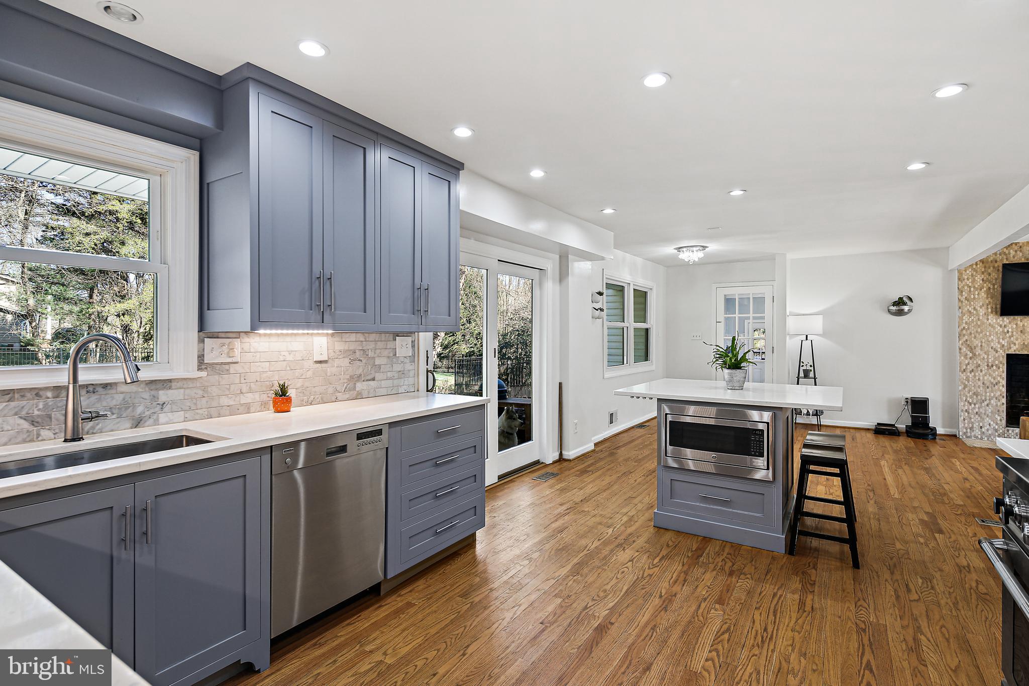 VALLEY HILLS - Residential