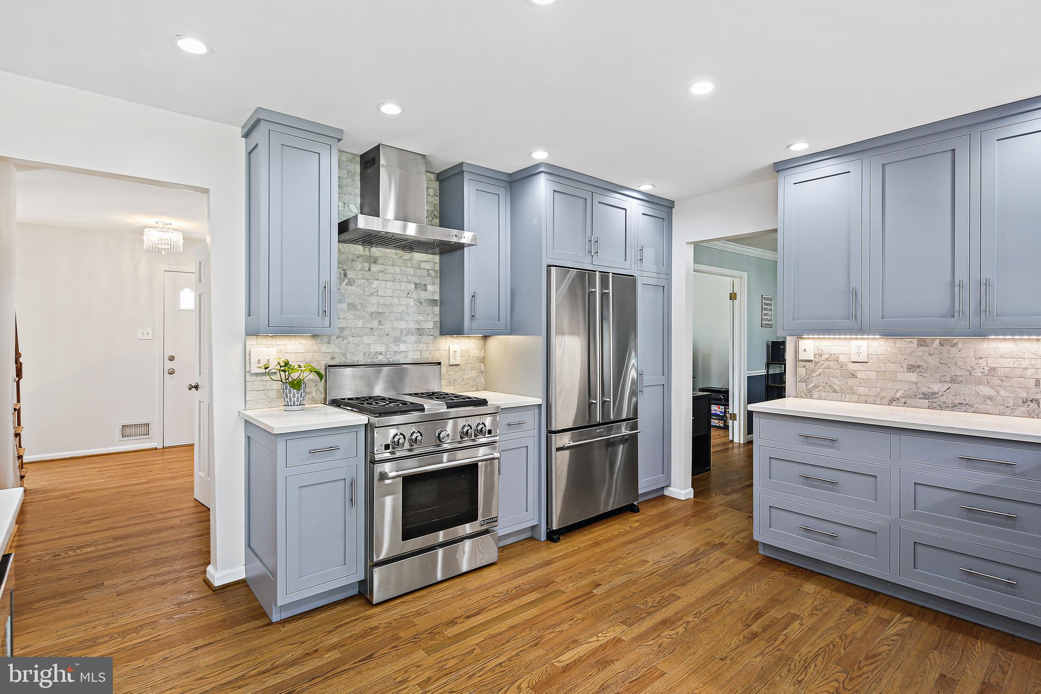 VALLEY HILLS - Residential