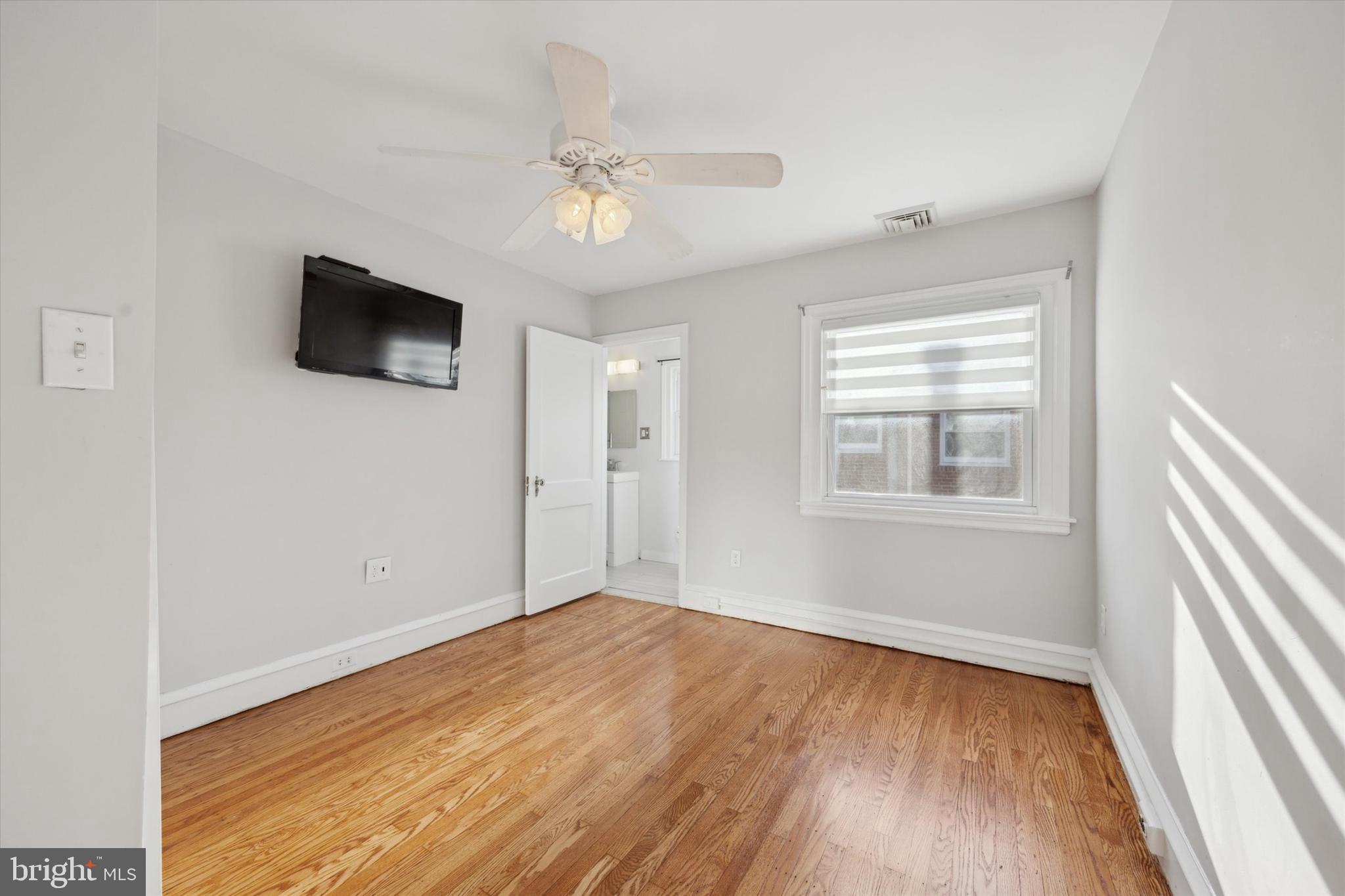 PENN WYNNE - Residential