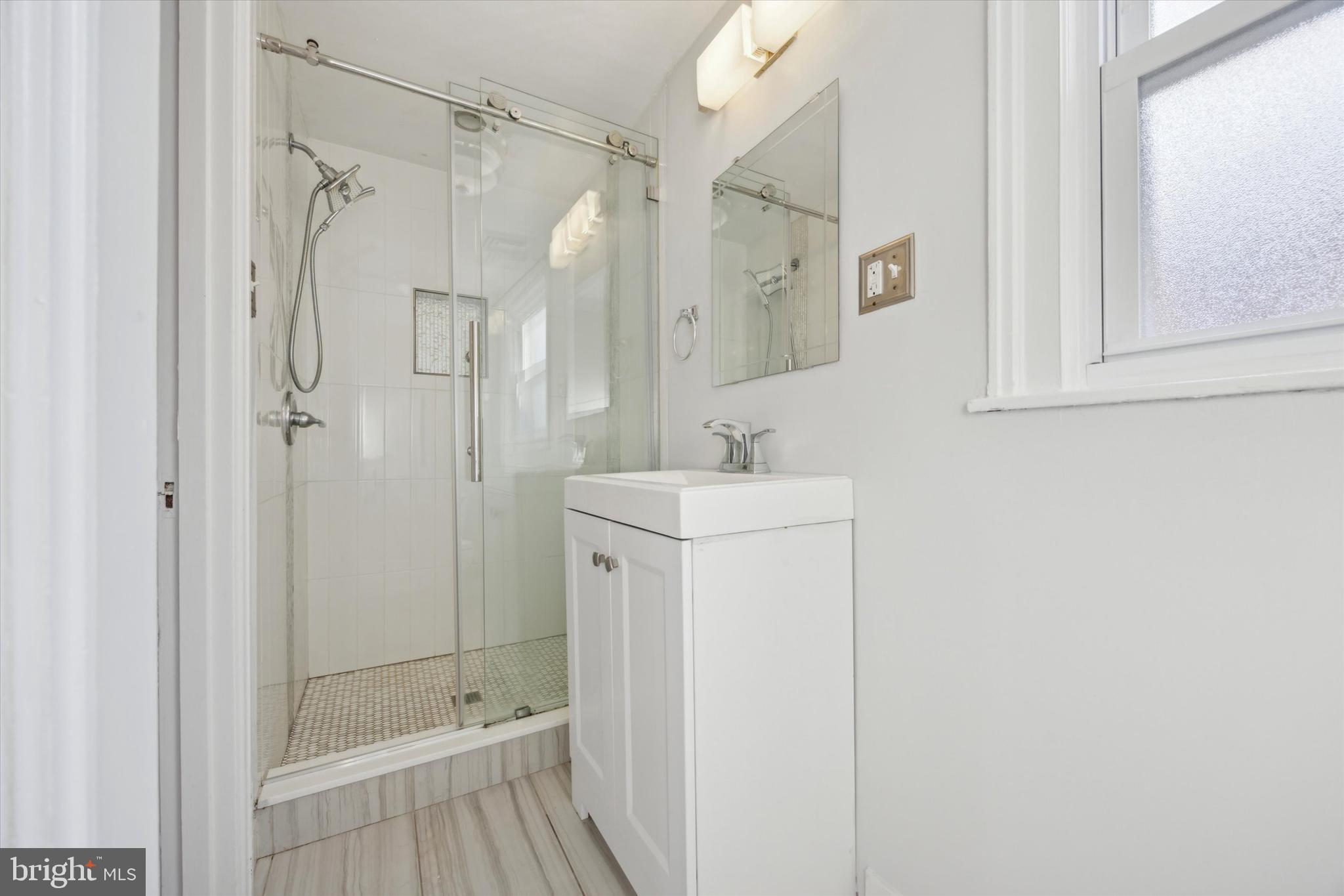 PENN WYNNE - Residential