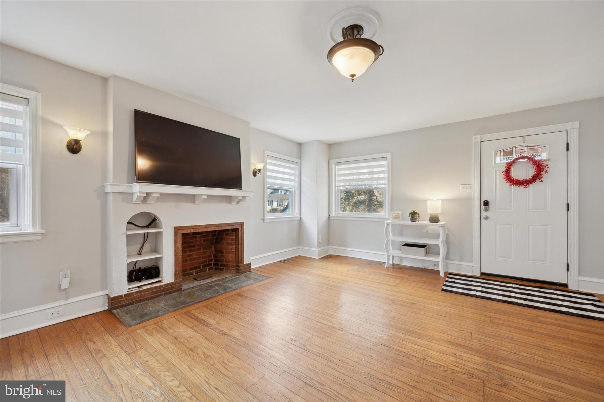 PENN WYNNE - Residential