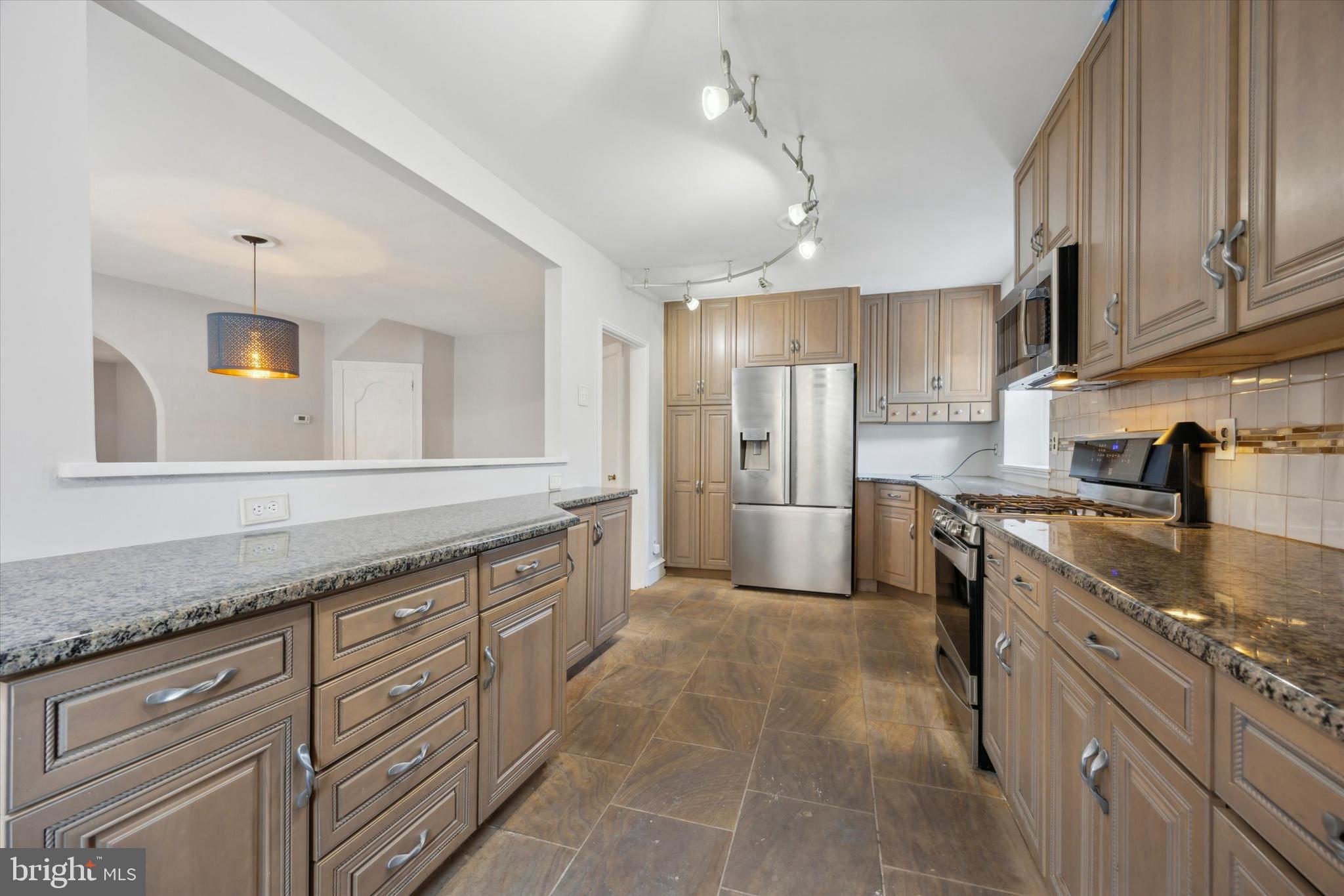 PENN WYNNE - Residential