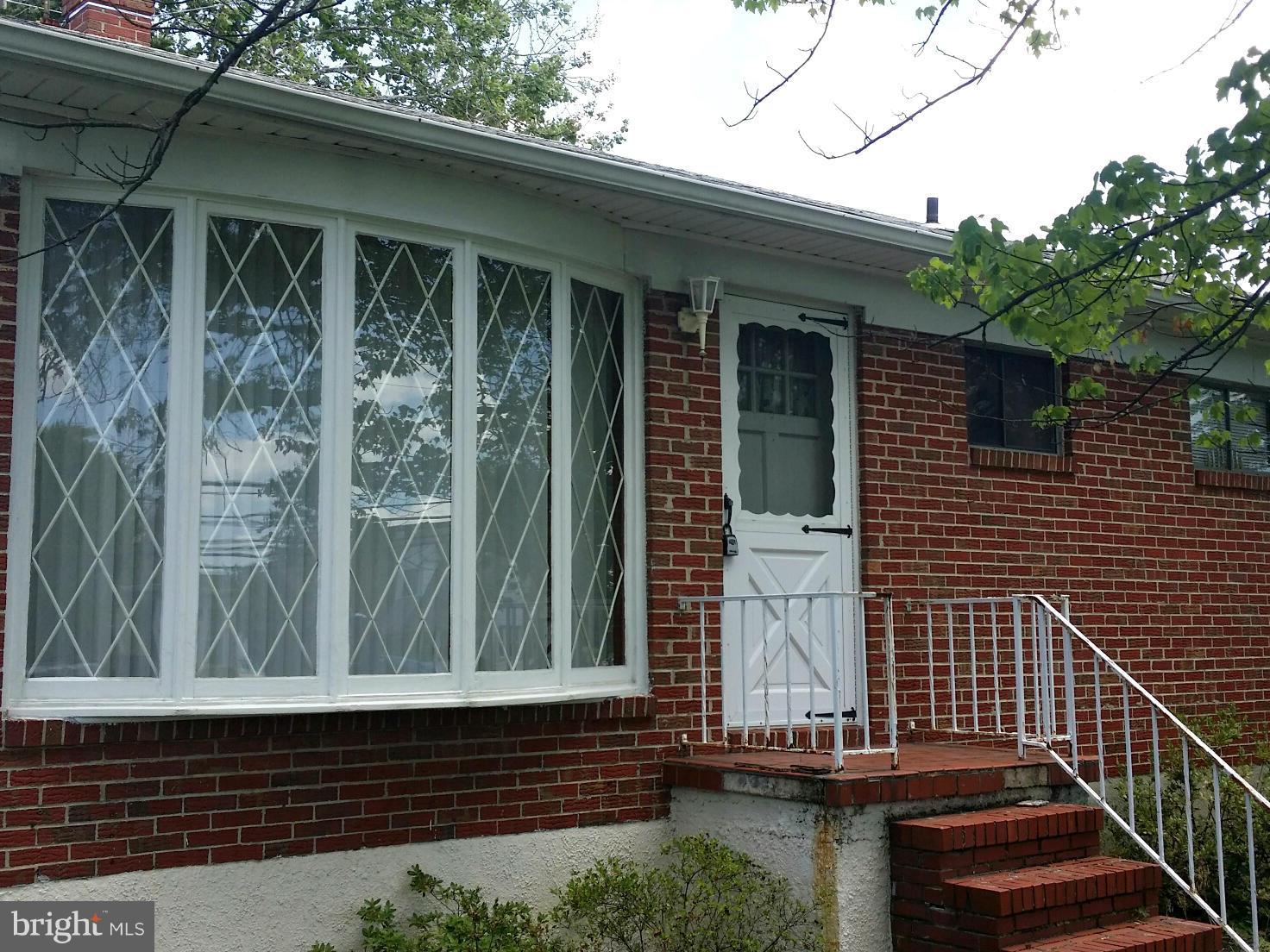 HAMMONDS FERRY - Residential