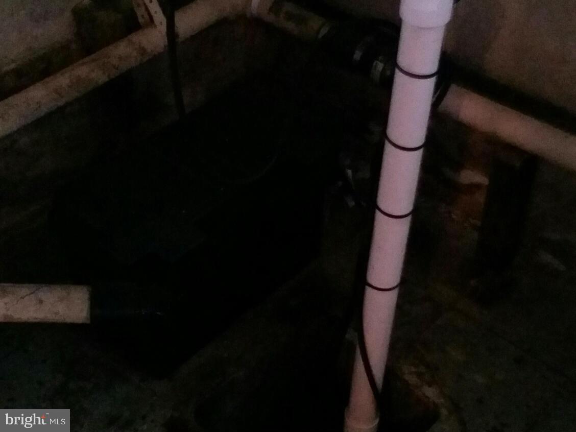 HAMMONDS FERRY - Residential