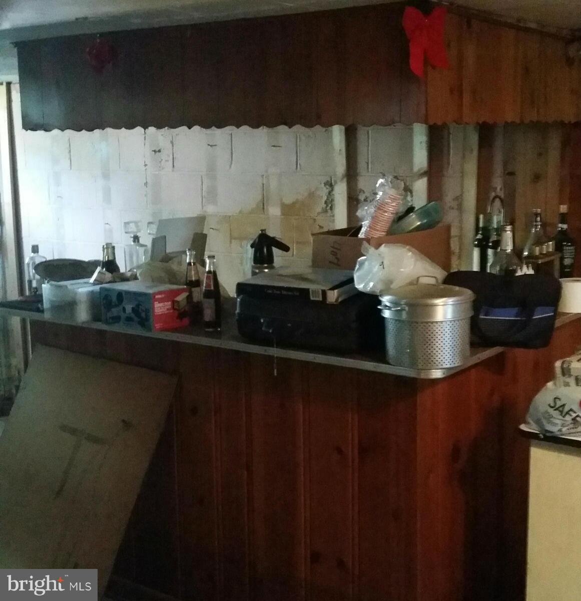 HAMMONDS FERRY - Residential