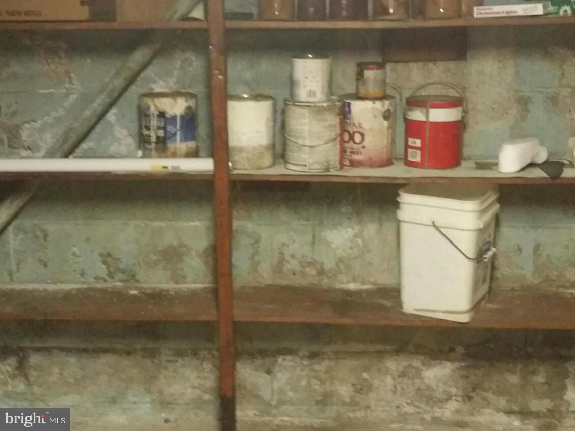 HAMMONDS FERRY - Residential