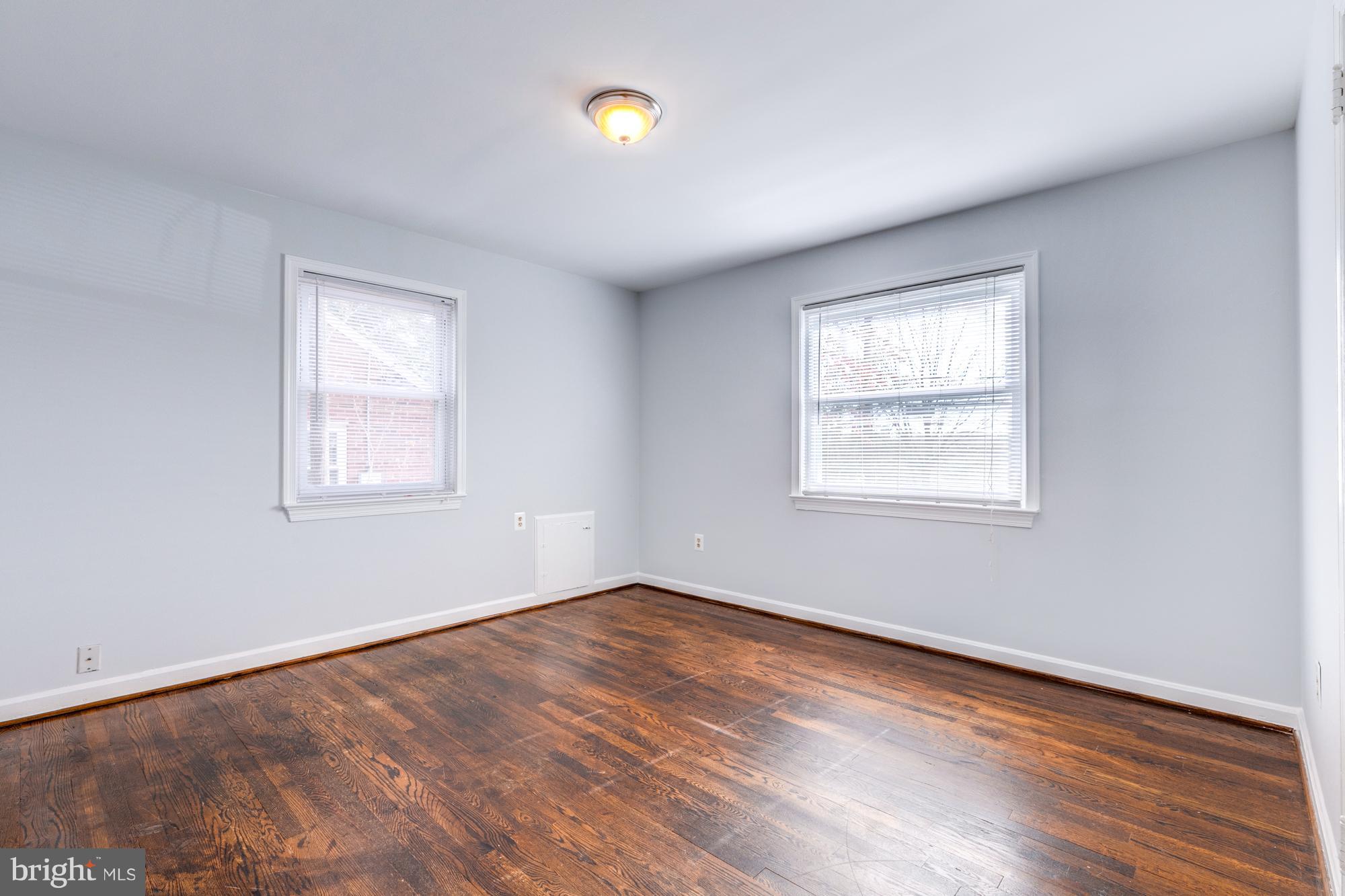 DOUGLAS PARK - Residential Lease