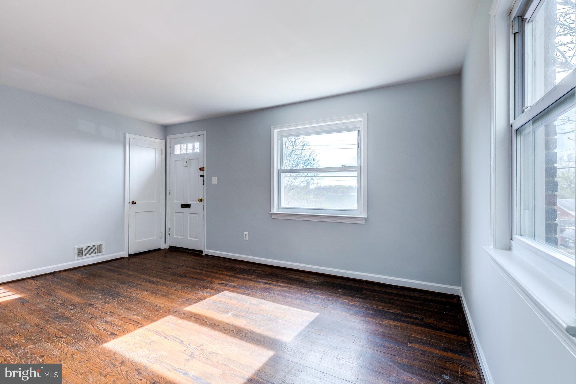 DOUGLAS PARK - Residential Lease