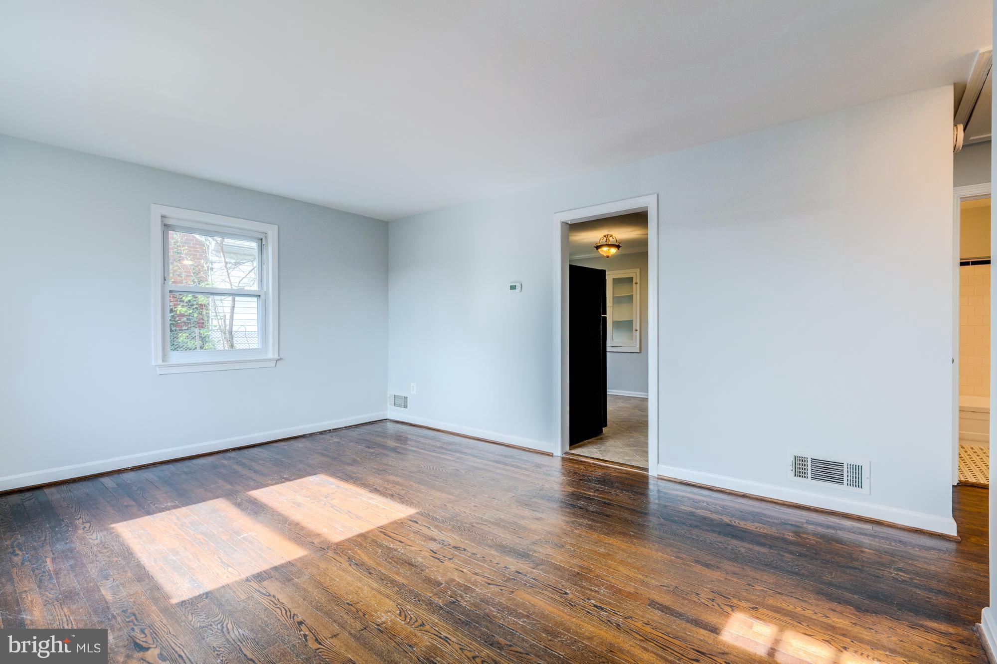 DOUGLAS PARK - Residential Lease