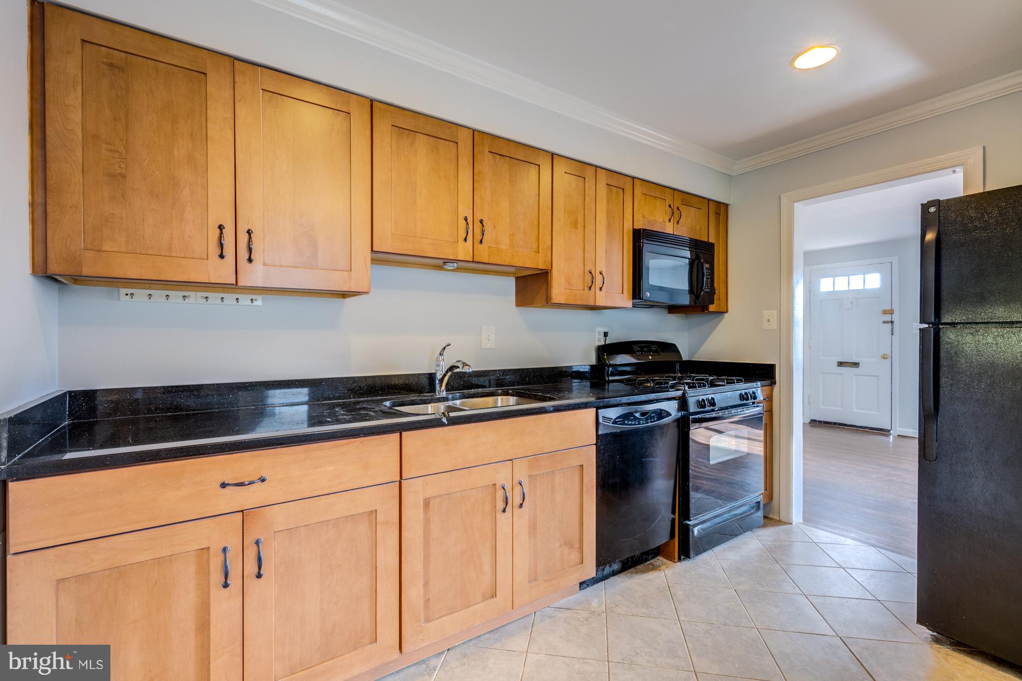 DOUGLAS PARK - Residential Lease