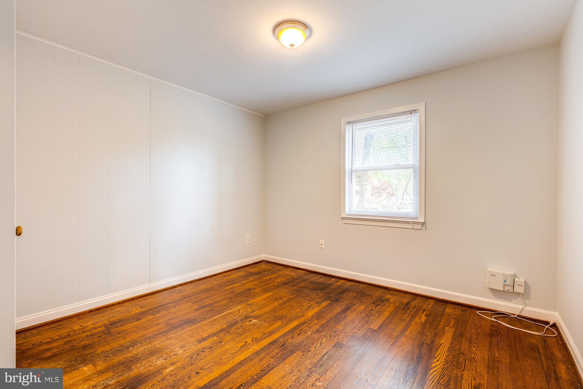 DOUGLAS PARK - Residential Lease