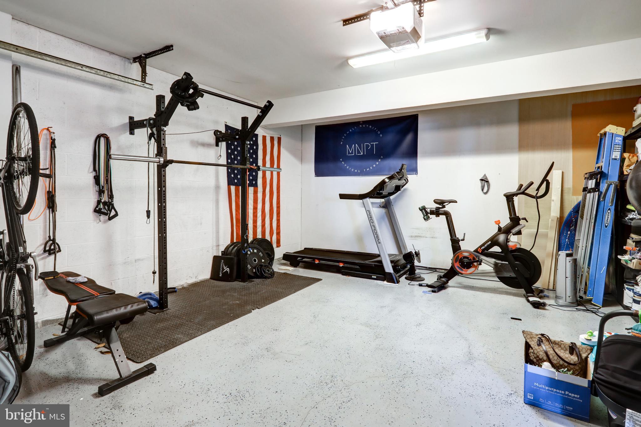 TREETOPS - Residential