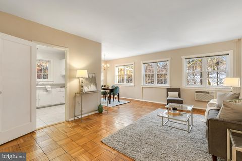 1244 MARTHA CUSTIS DRIVE ALEXANDRIA VA 22302