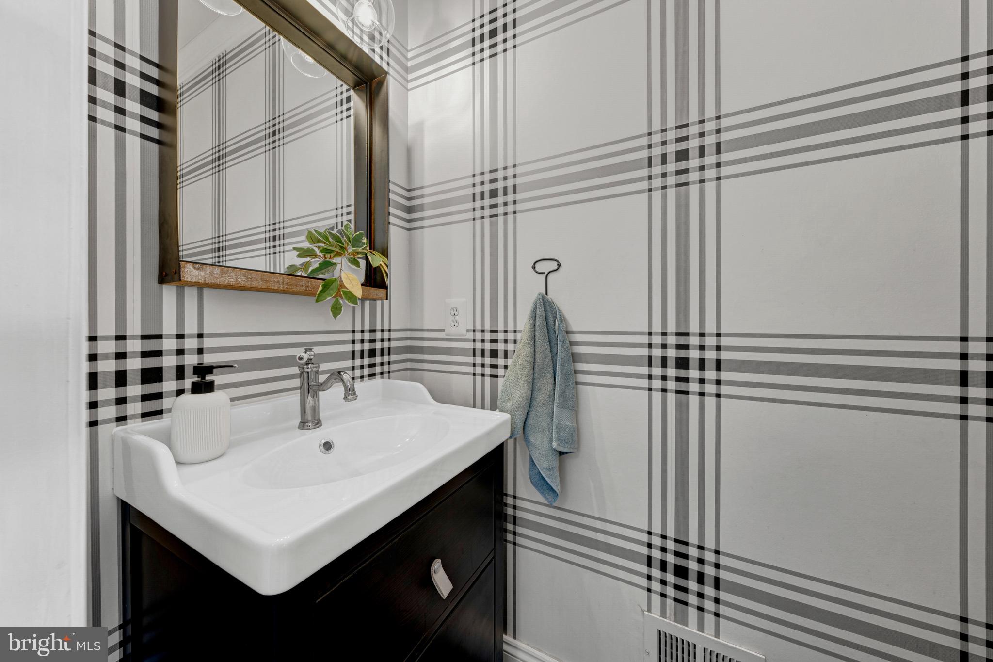 ASHBURN FARM - Residential