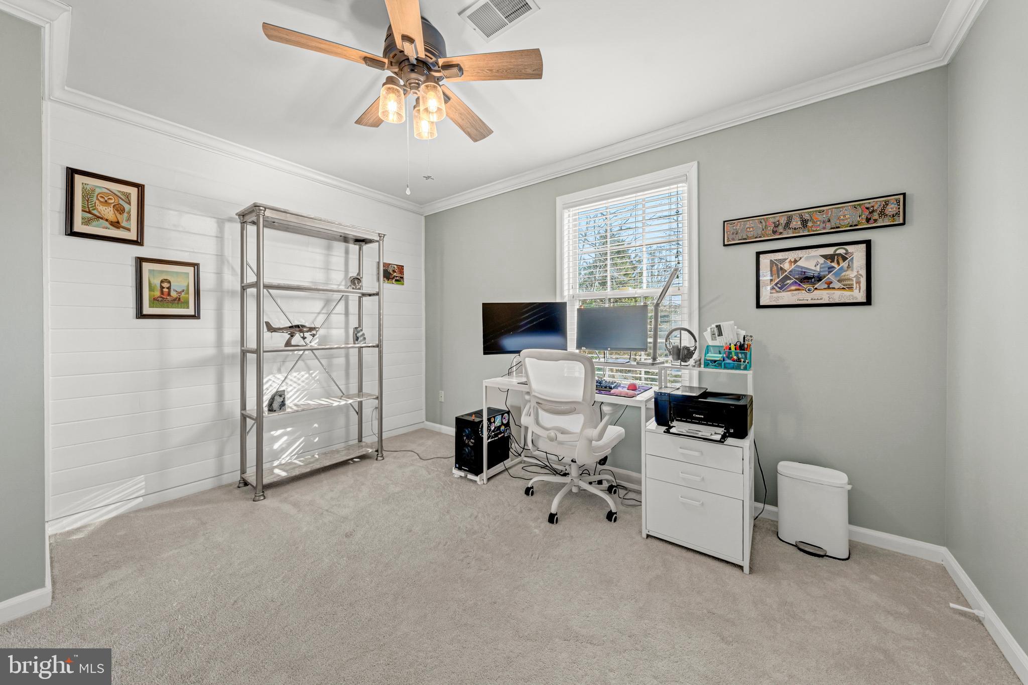 ASHBURN FARM - Residential