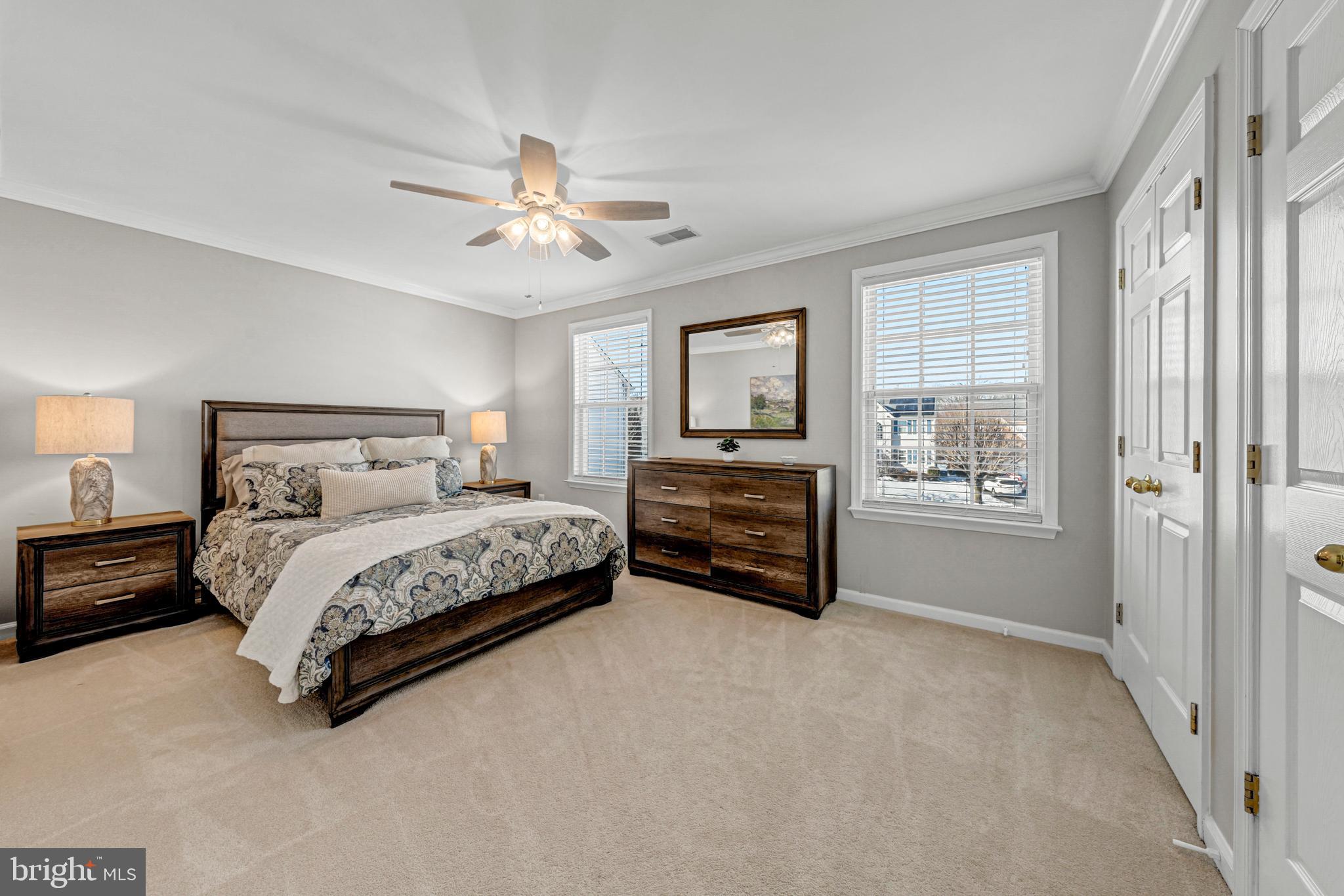 ASHBURN FARM - Residential