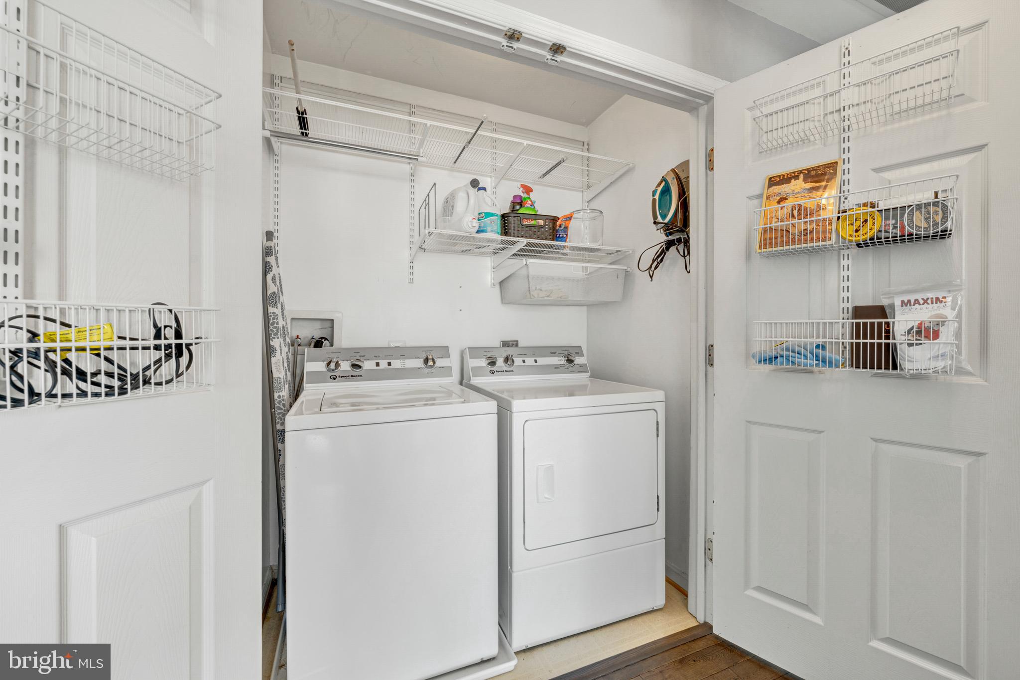 ASHBURN FARM - Residential