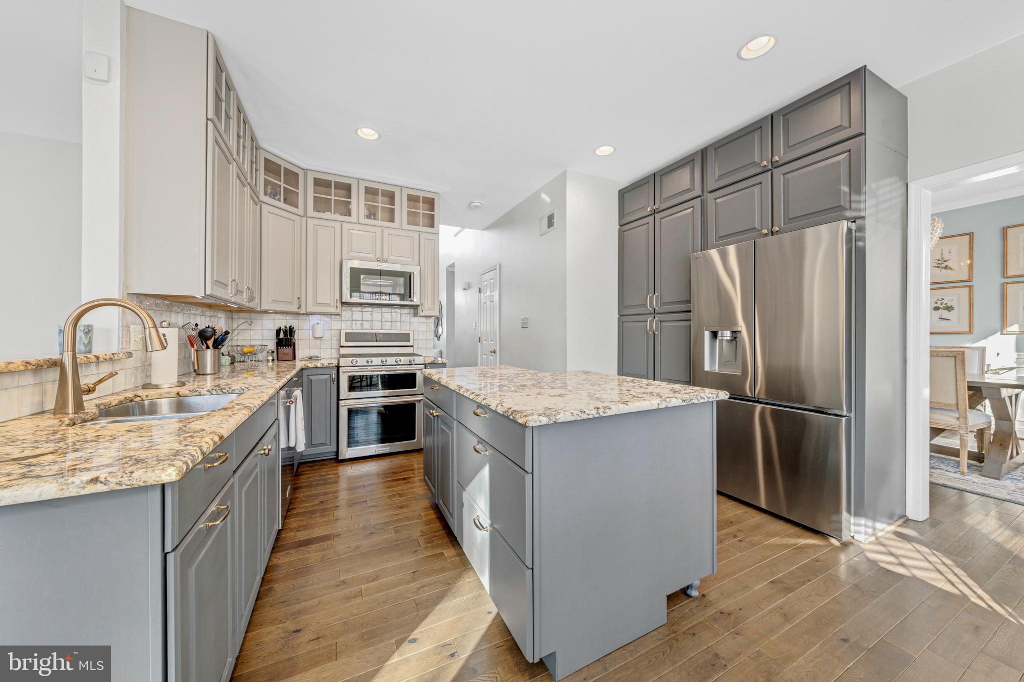 ASHBURN FARM - Residential