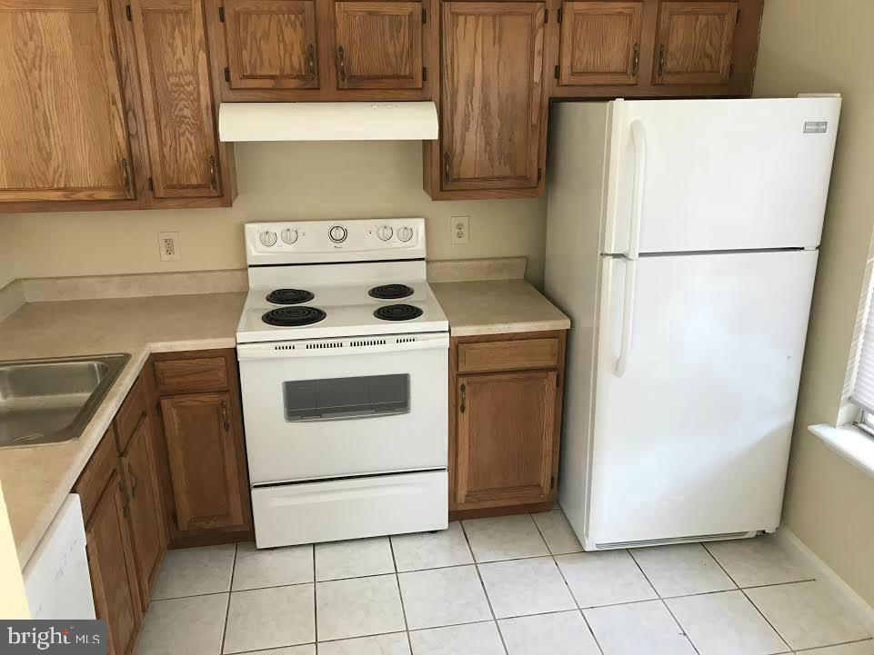 ROLLING OAKS - Residential