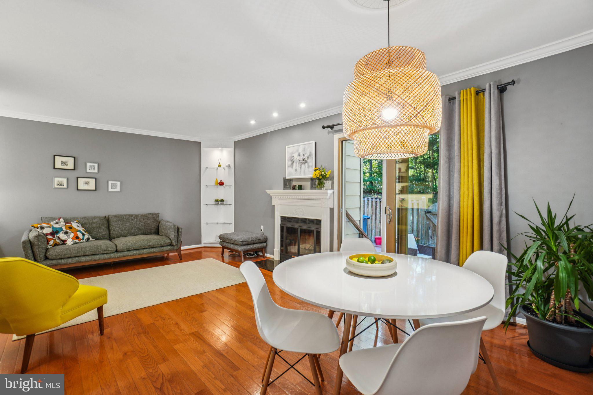 BURKE CENTRE - Residential