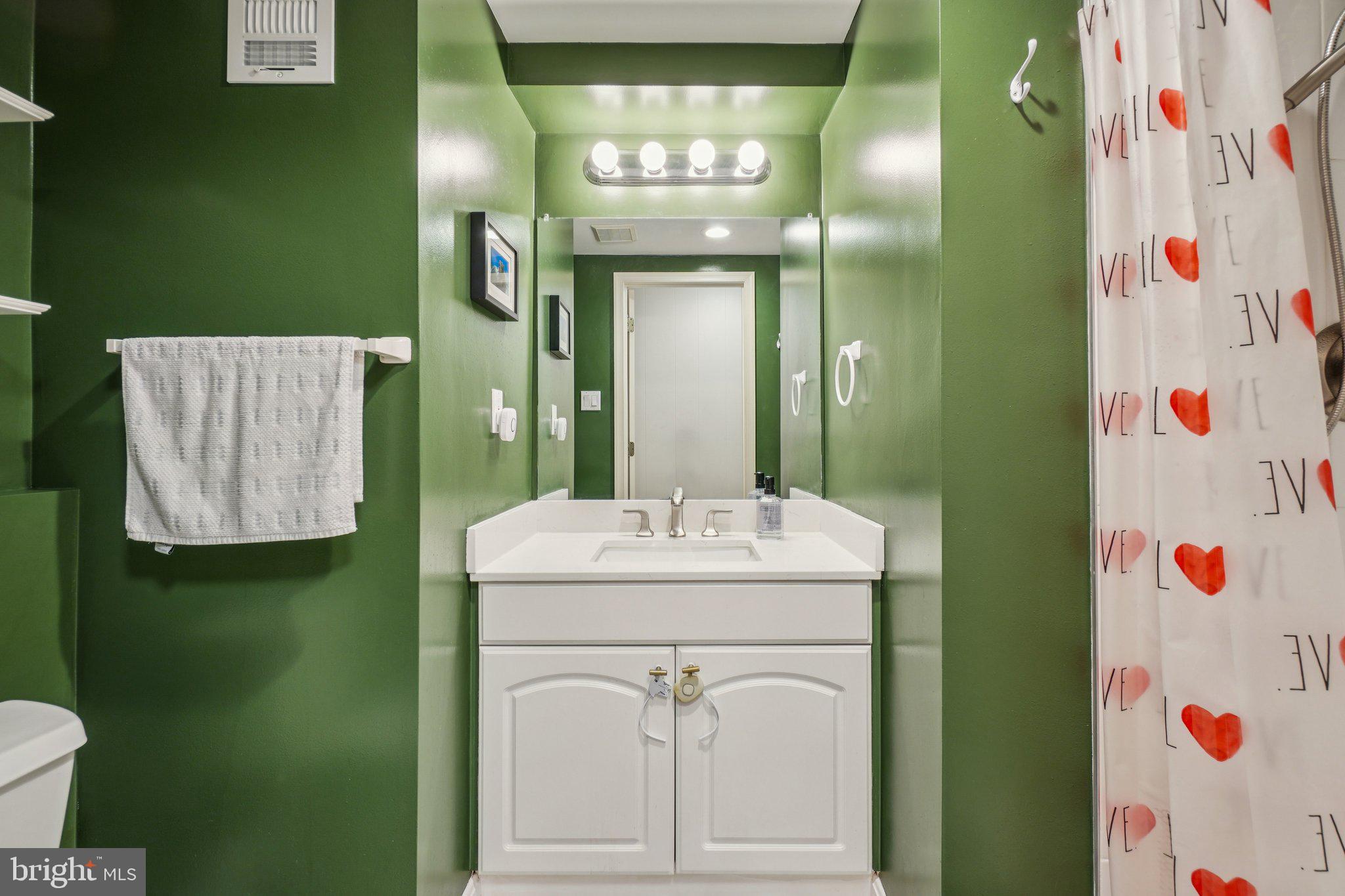 BURKE CENTRE - Residential