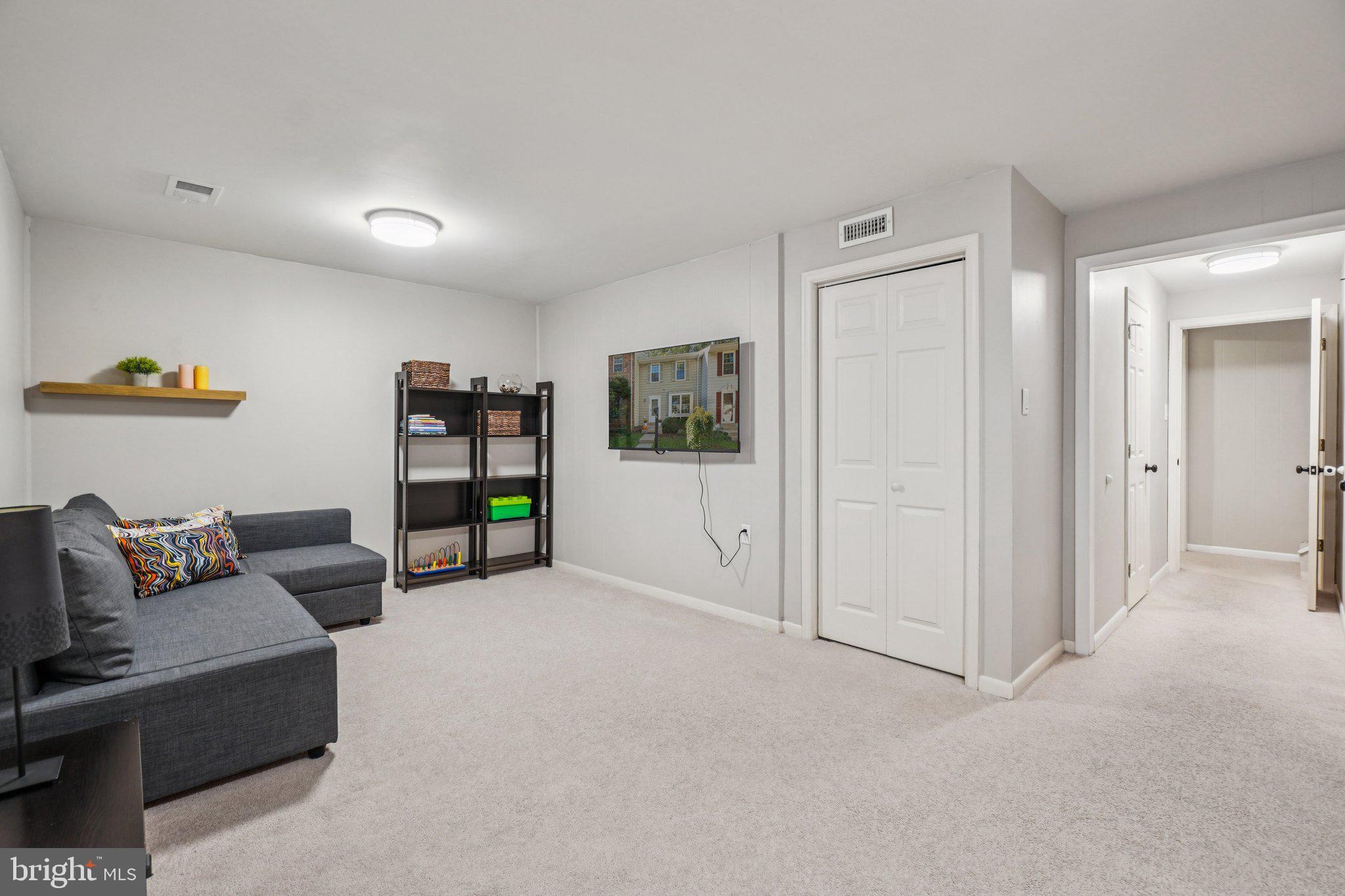 BURKE CENTRE - Residential