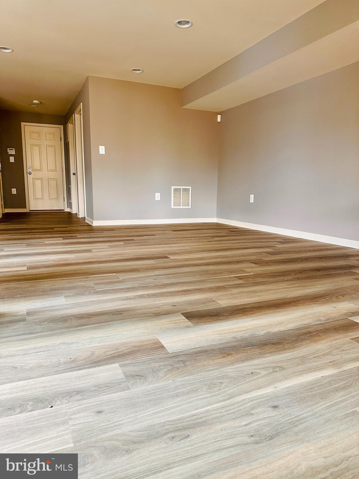 BRAMBLETON - Residential Lease