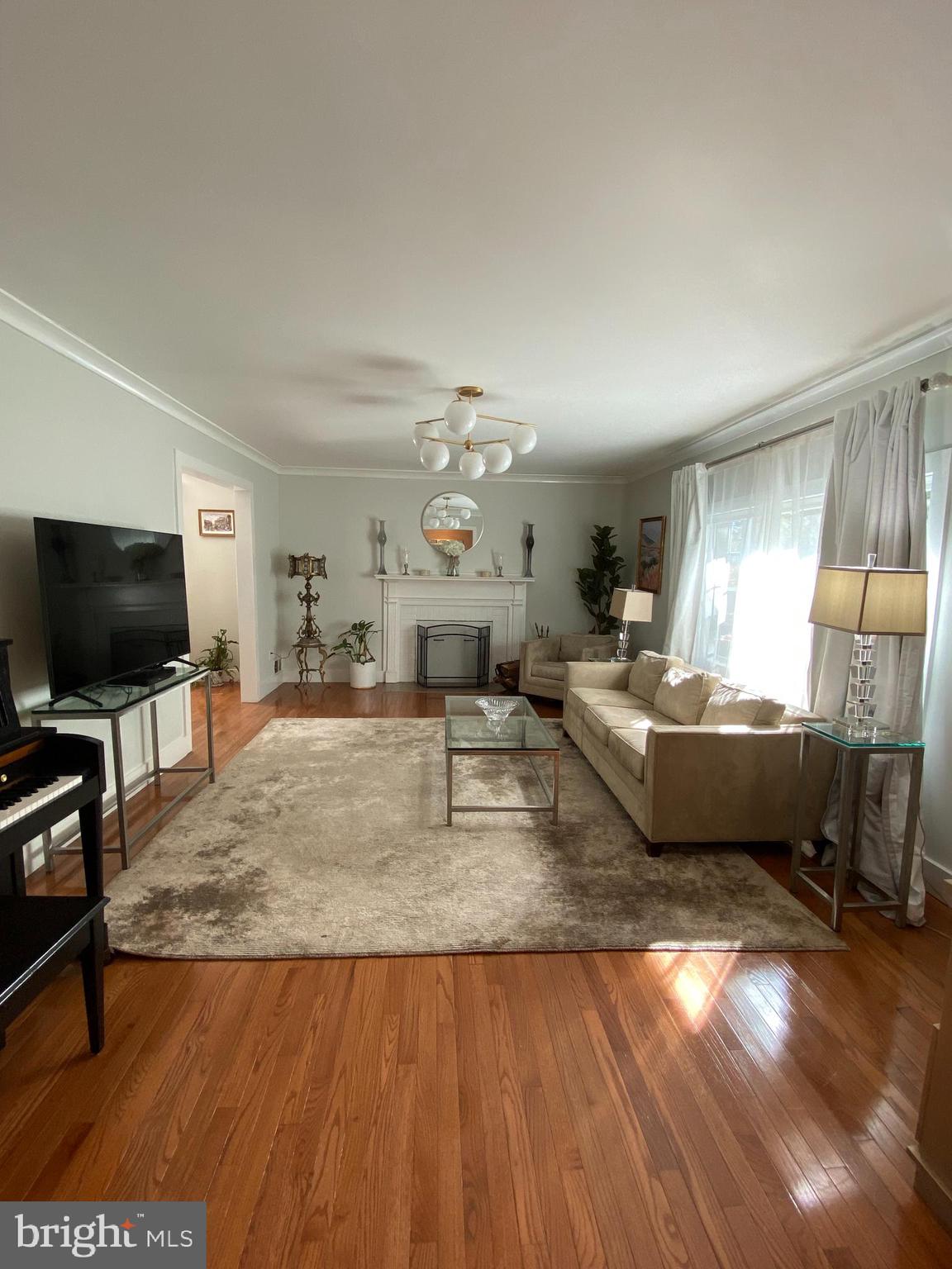 FRANKLIN PARK - Residential Lease