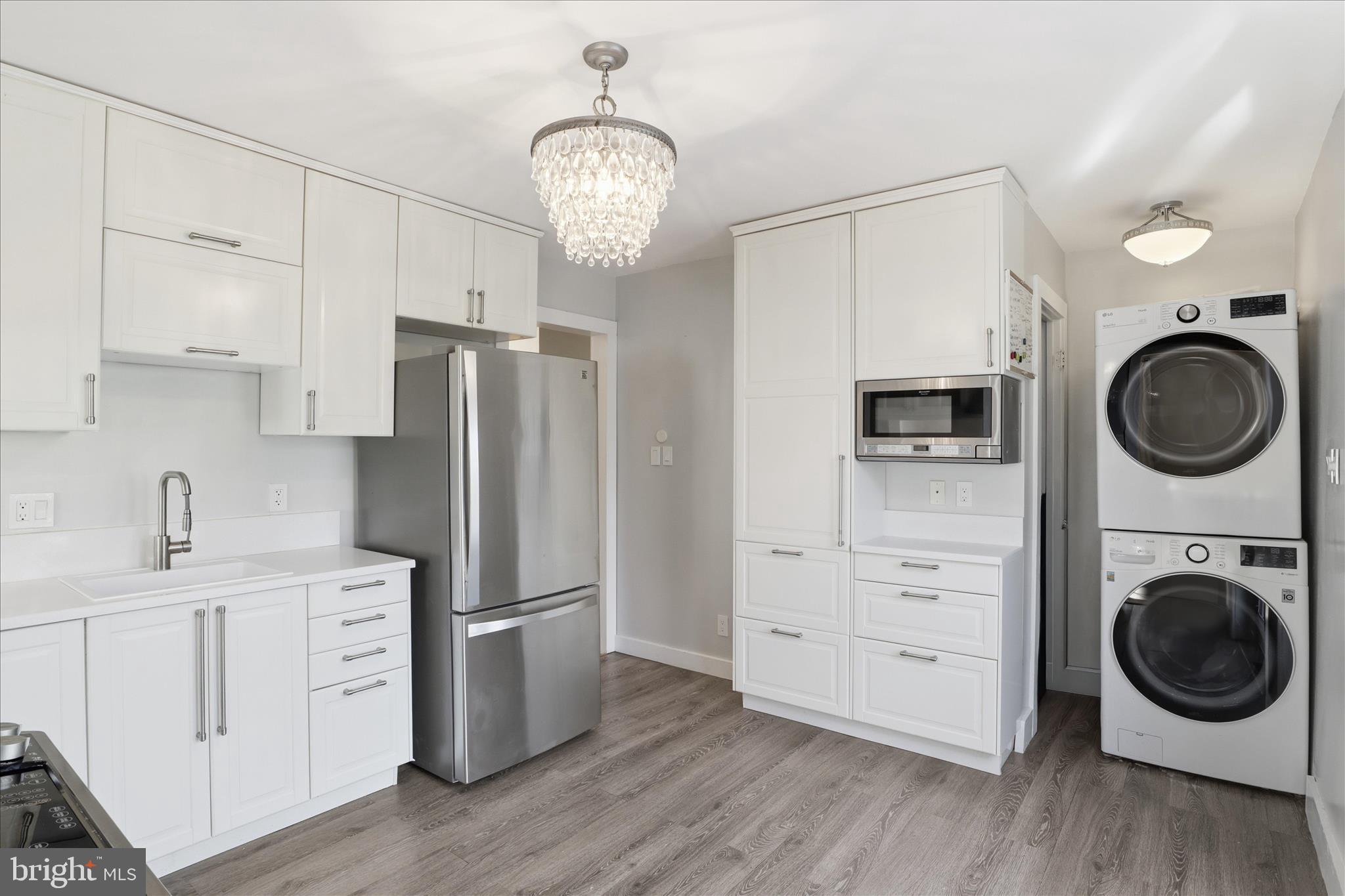 FRANKLIN PARK - Residential Lease