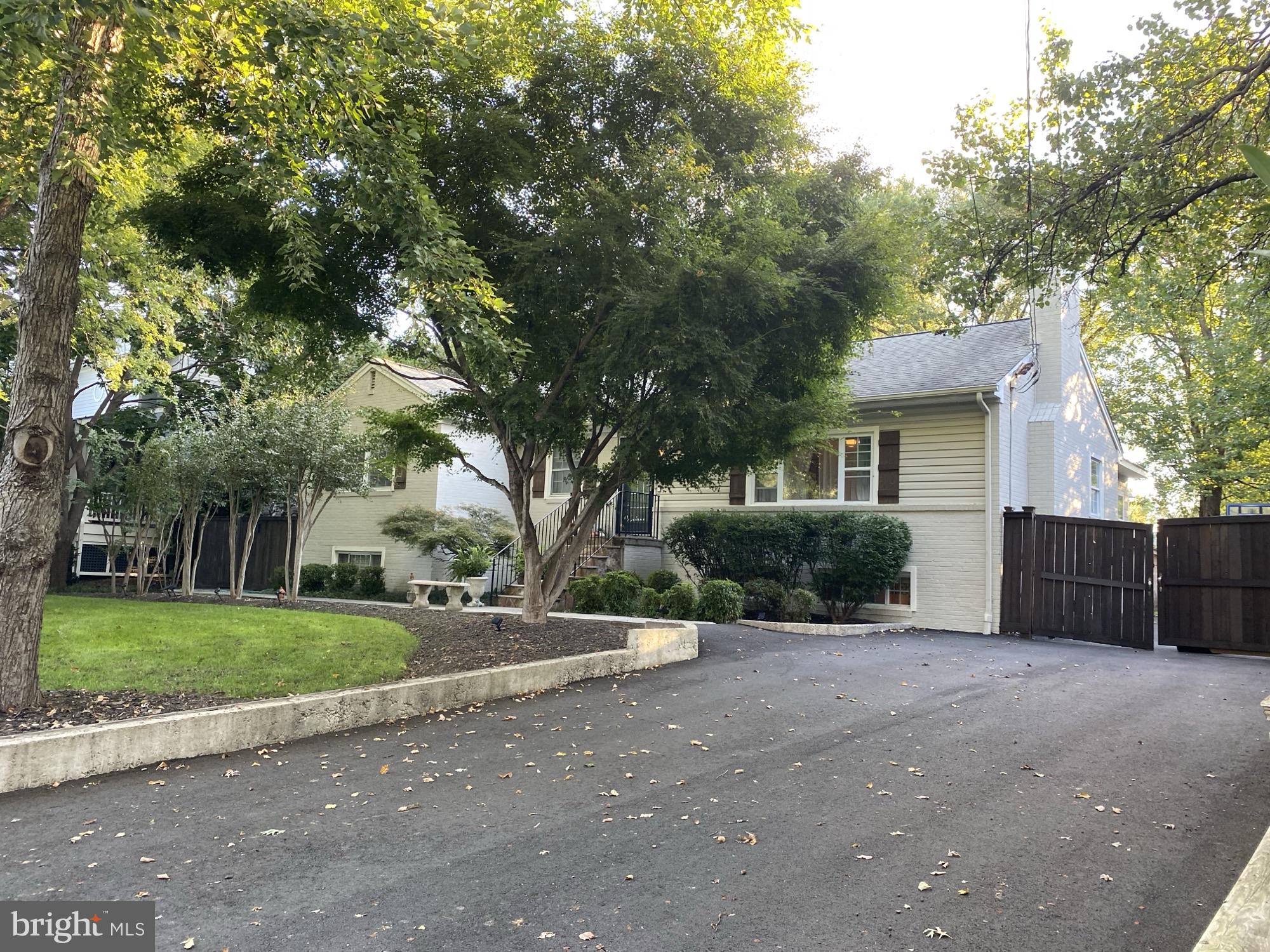 FRANKLIN PARK - Residential Lease