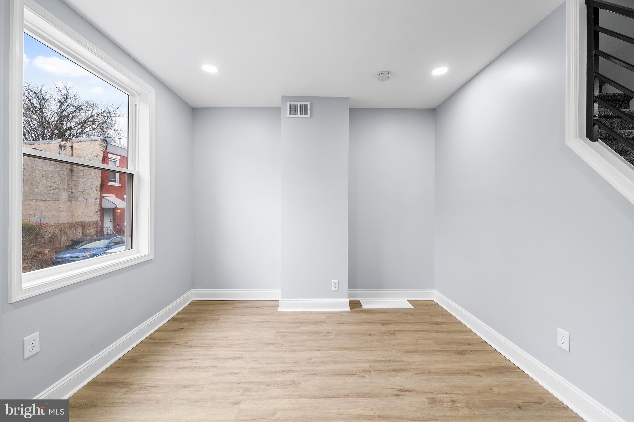 GERMANTOWN - Residential