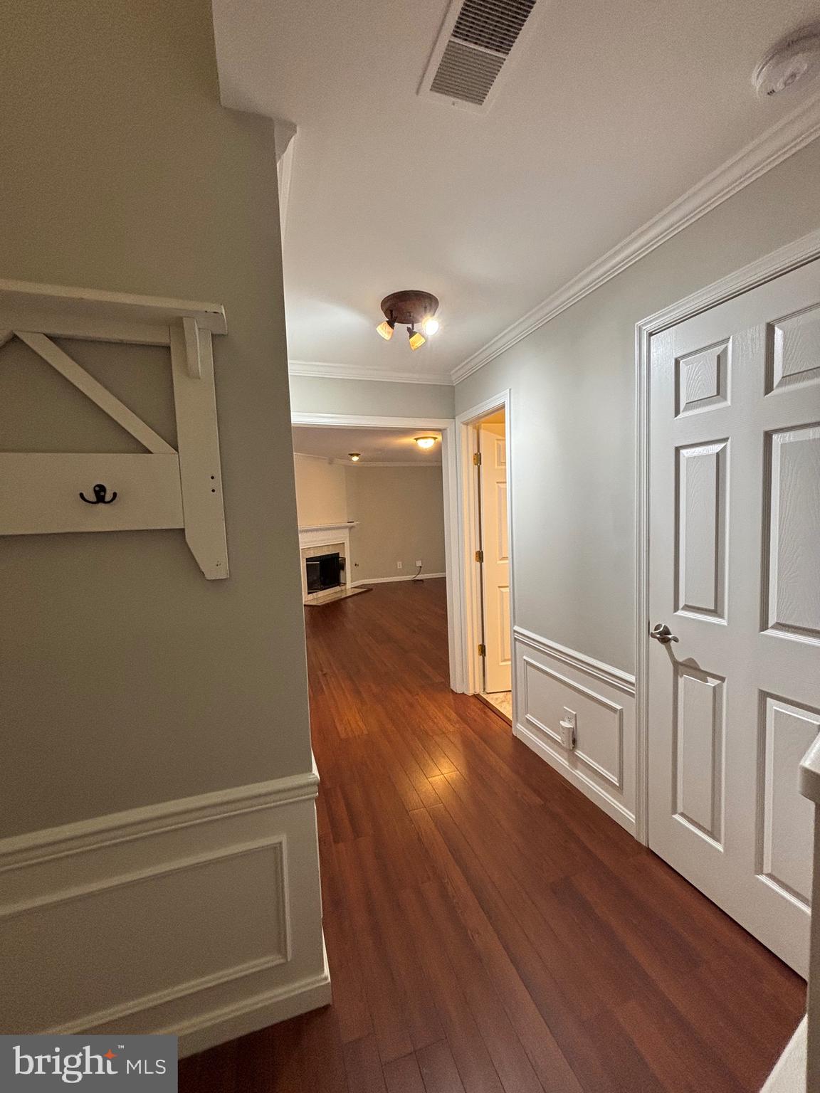 GUNSTON CORNER - Residential Lease