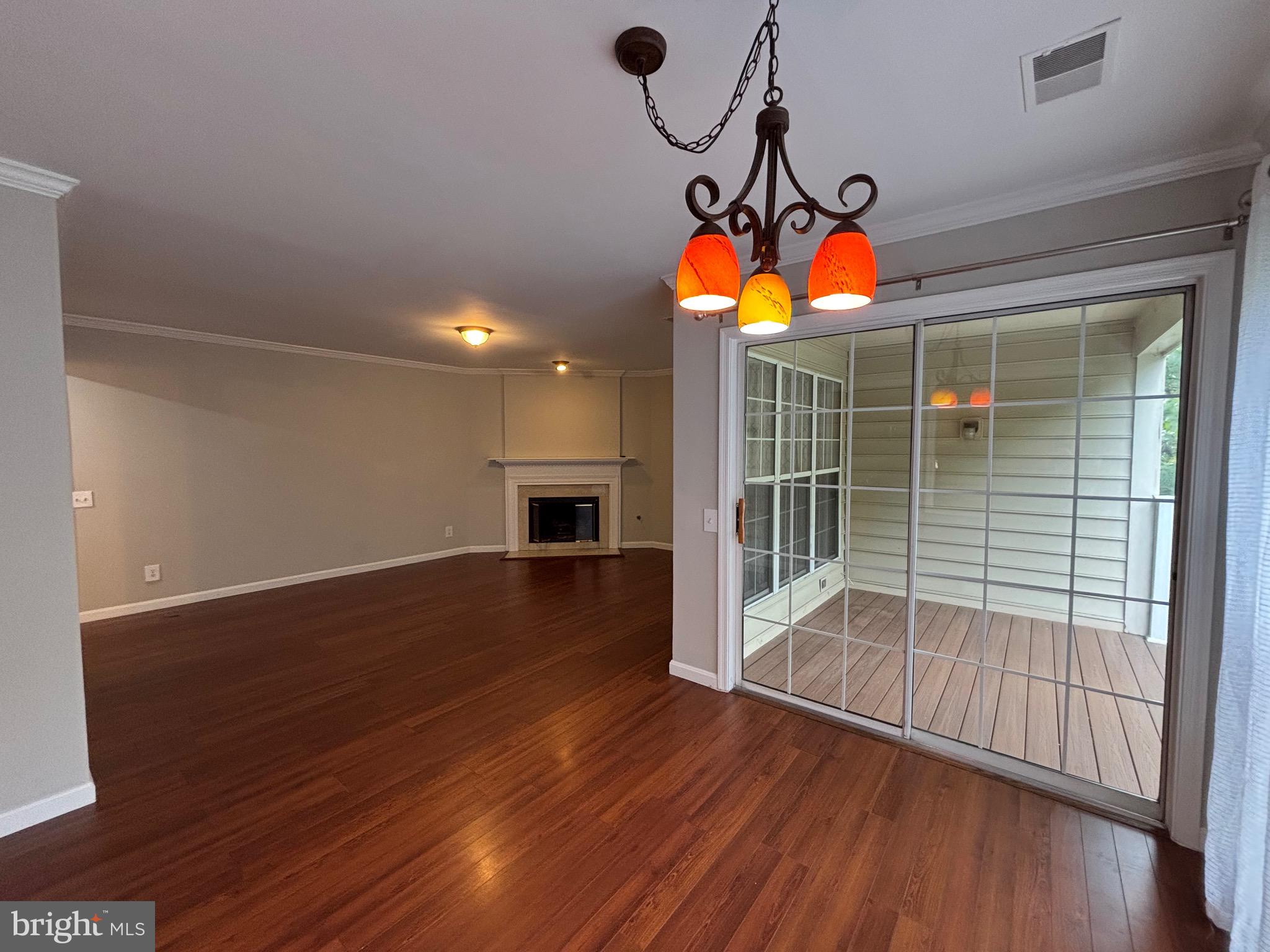 GUNSTON CORNER - Residential Lease