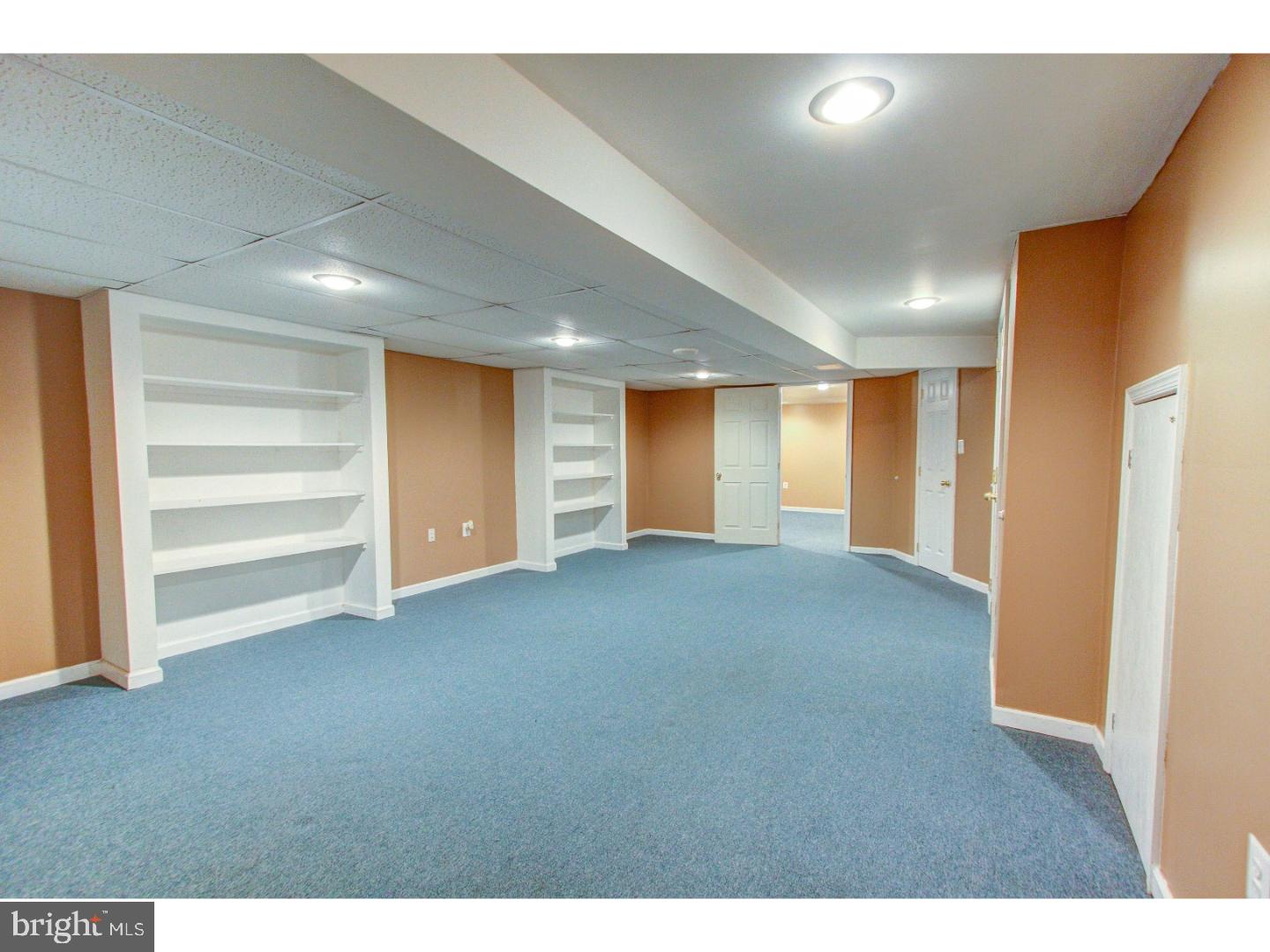 REGENTS PARK - Residential