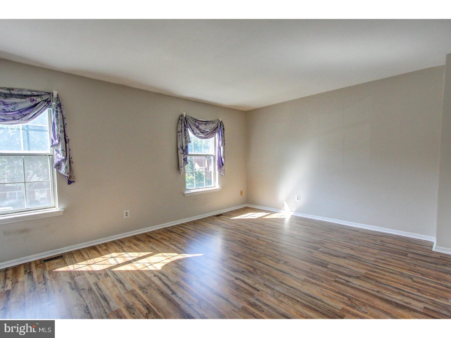 REGENTS PARK - Residential